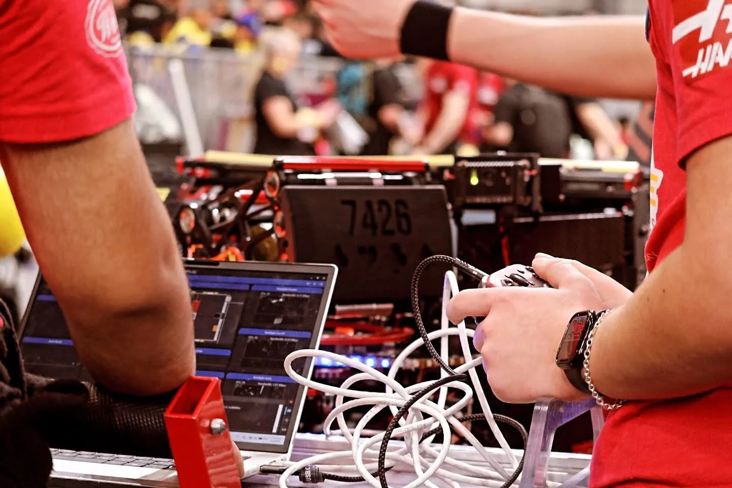 🎲🎲🎲FRC 7426 Pair of Dice Robotics🎲🎲🎲

This weekend we participated in the FRC World Championship in Houston. We wanted to thank our alliance partners,  @feds201 , @frc6090 , and @4421forge for competing with us at the highest level and battling
