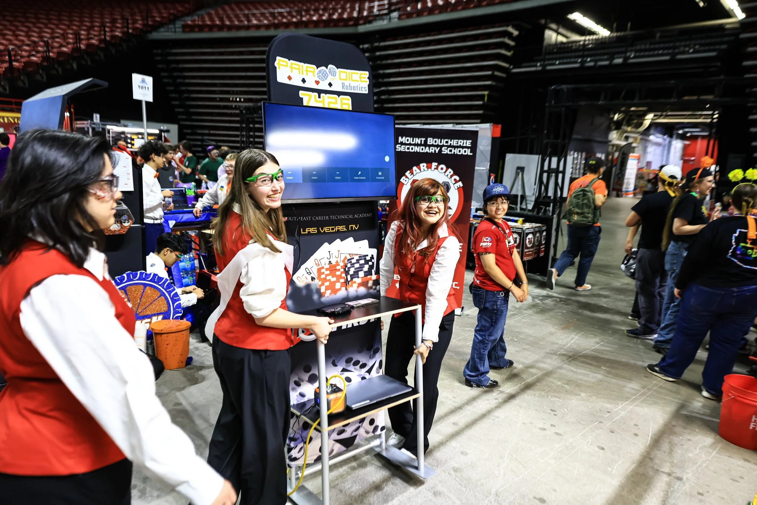 YENOR_FRC-529601.jpg