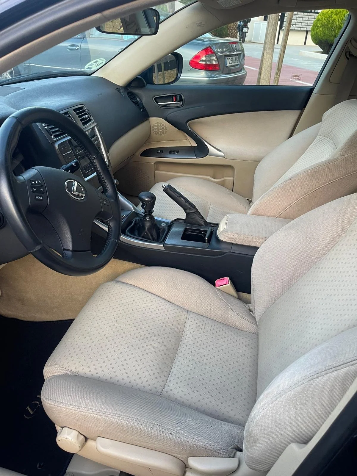 WhatsApp Image 2024-09-29 at 22.53.30 (2).jpeg