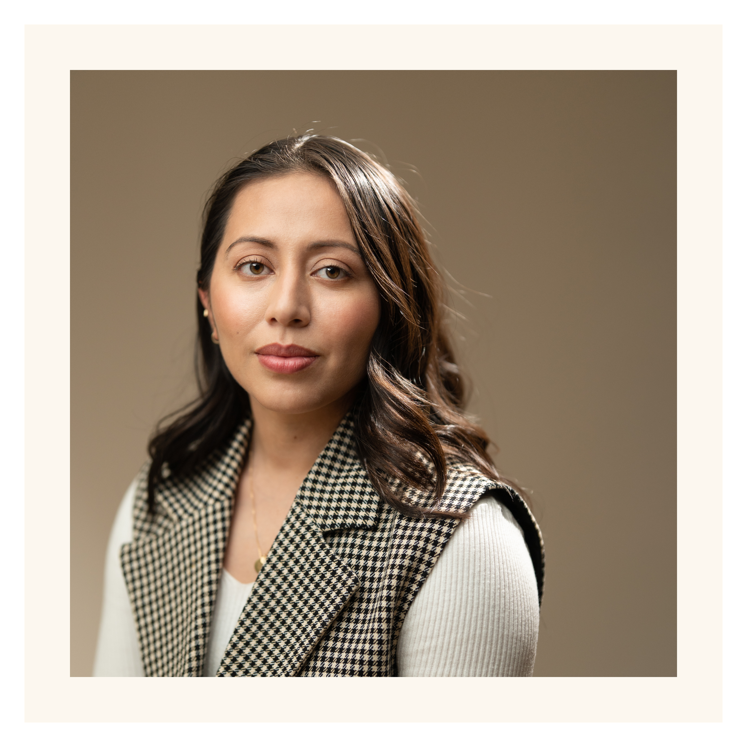 [5058] Elizabeth Hernandez (52 of 104)(3k)(frame-1).png