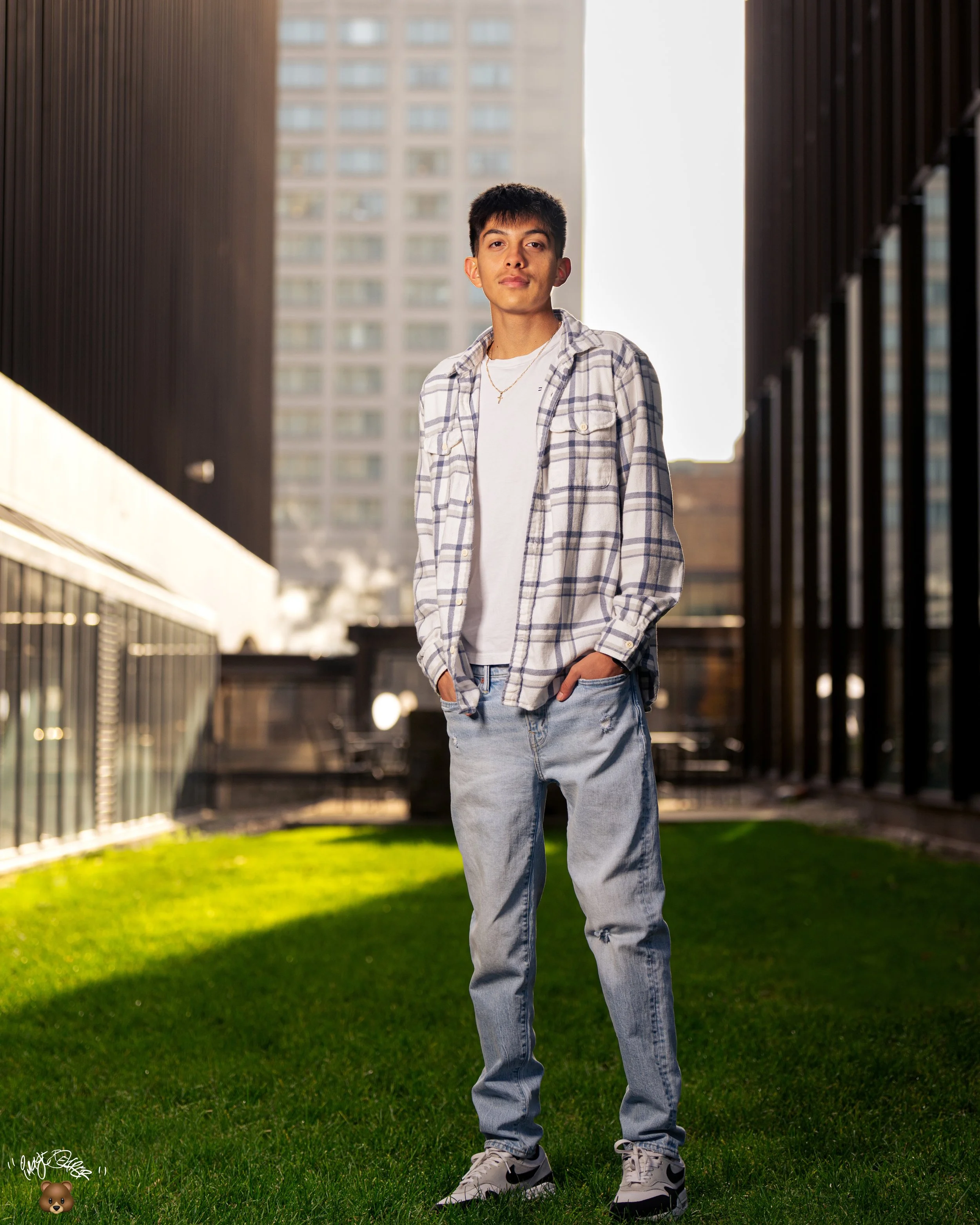 DSC09525-2crop.jpg
