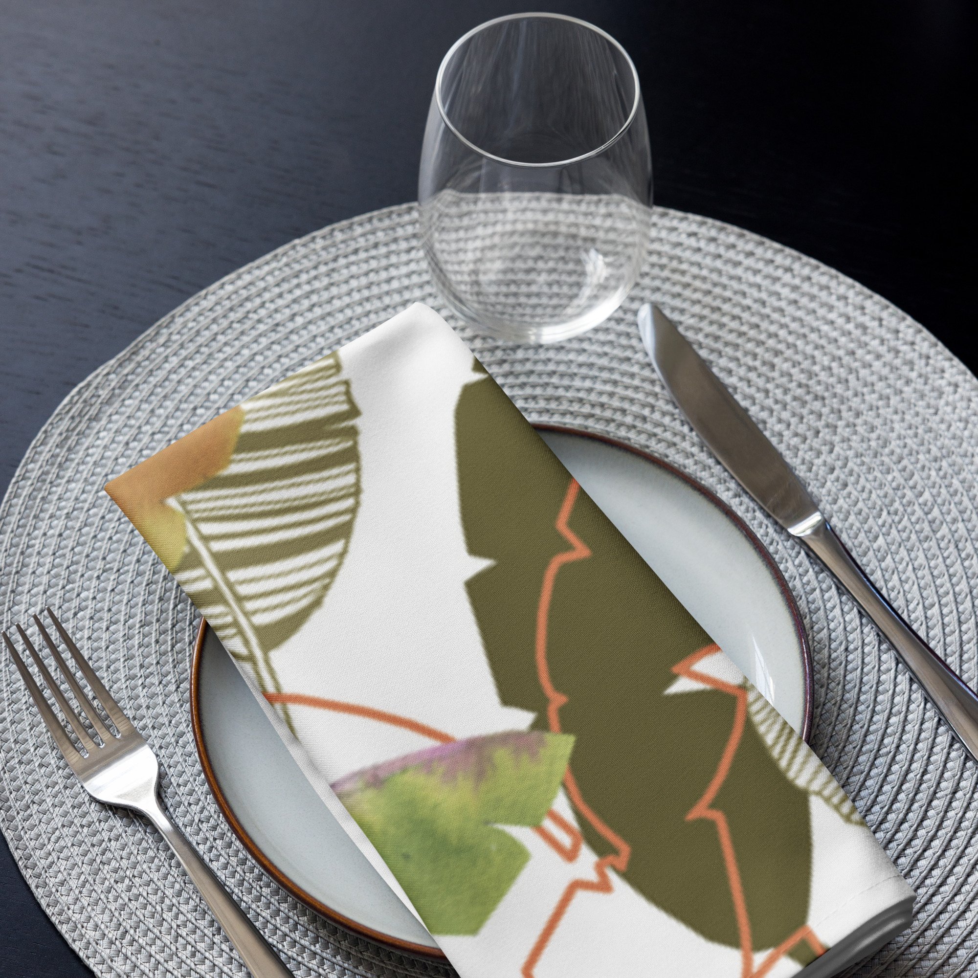 cloth-napkin-set-(4)-white-front-4-6819130f4128f.jpg