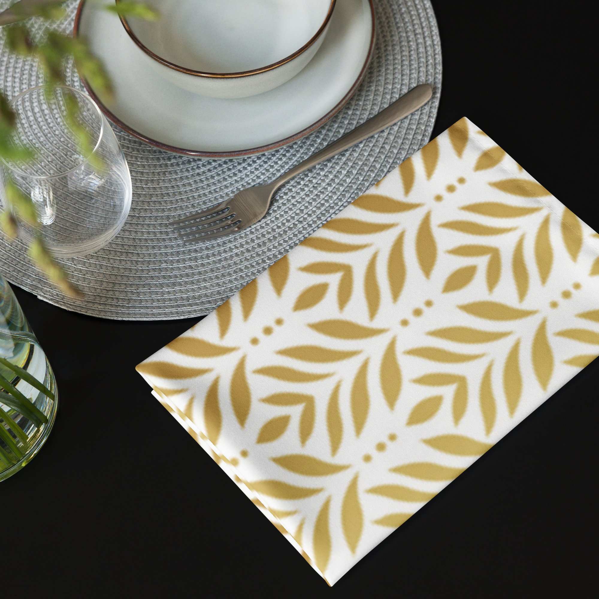 cloth-napkin-set-(4)-white-front-3-6819130f40d56.jpg