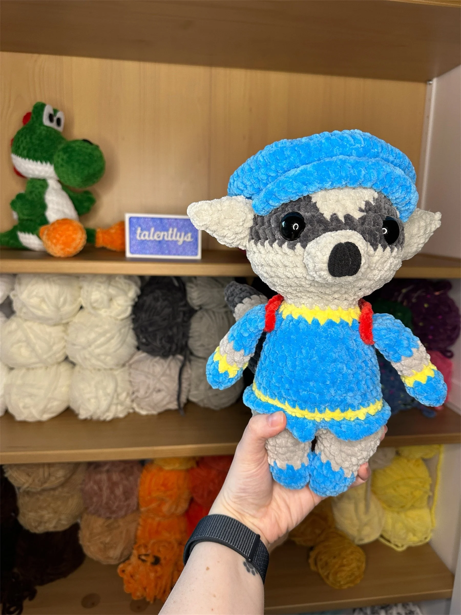 Description: Sly Cooper |
Size: Medium/Large |
Eyes: Colored Safety Eyes |
Price: ~ $60