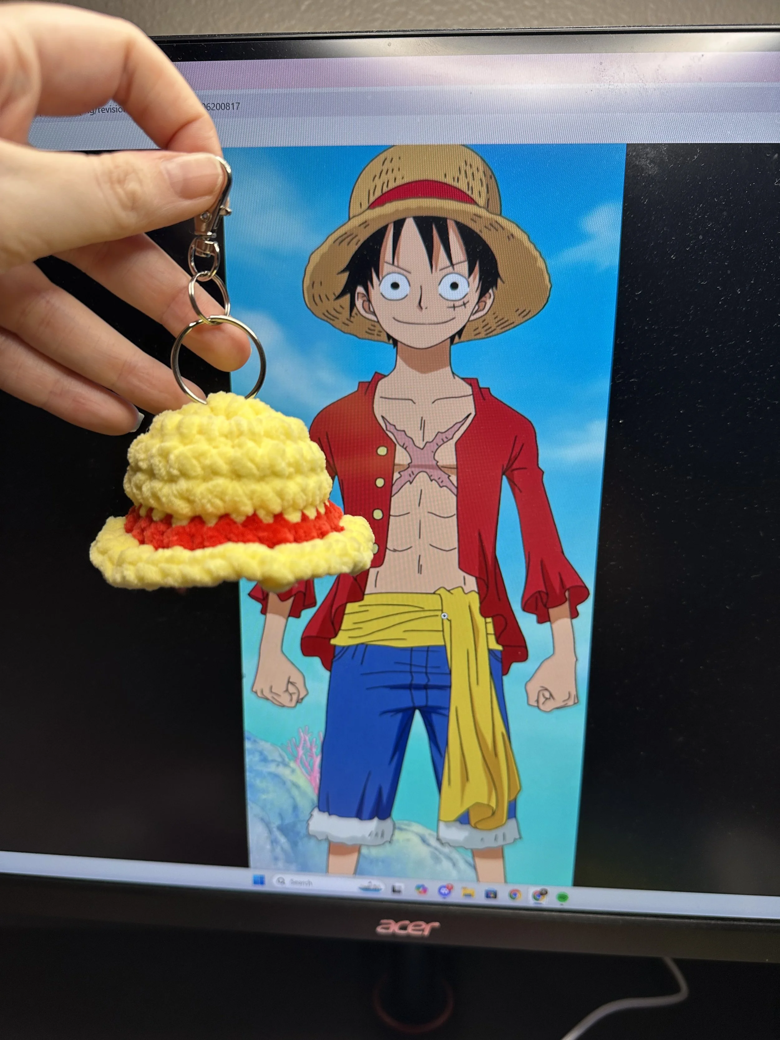 Description: One Piece Hat |
Size: Mini Keychain |
Price: ~ $10