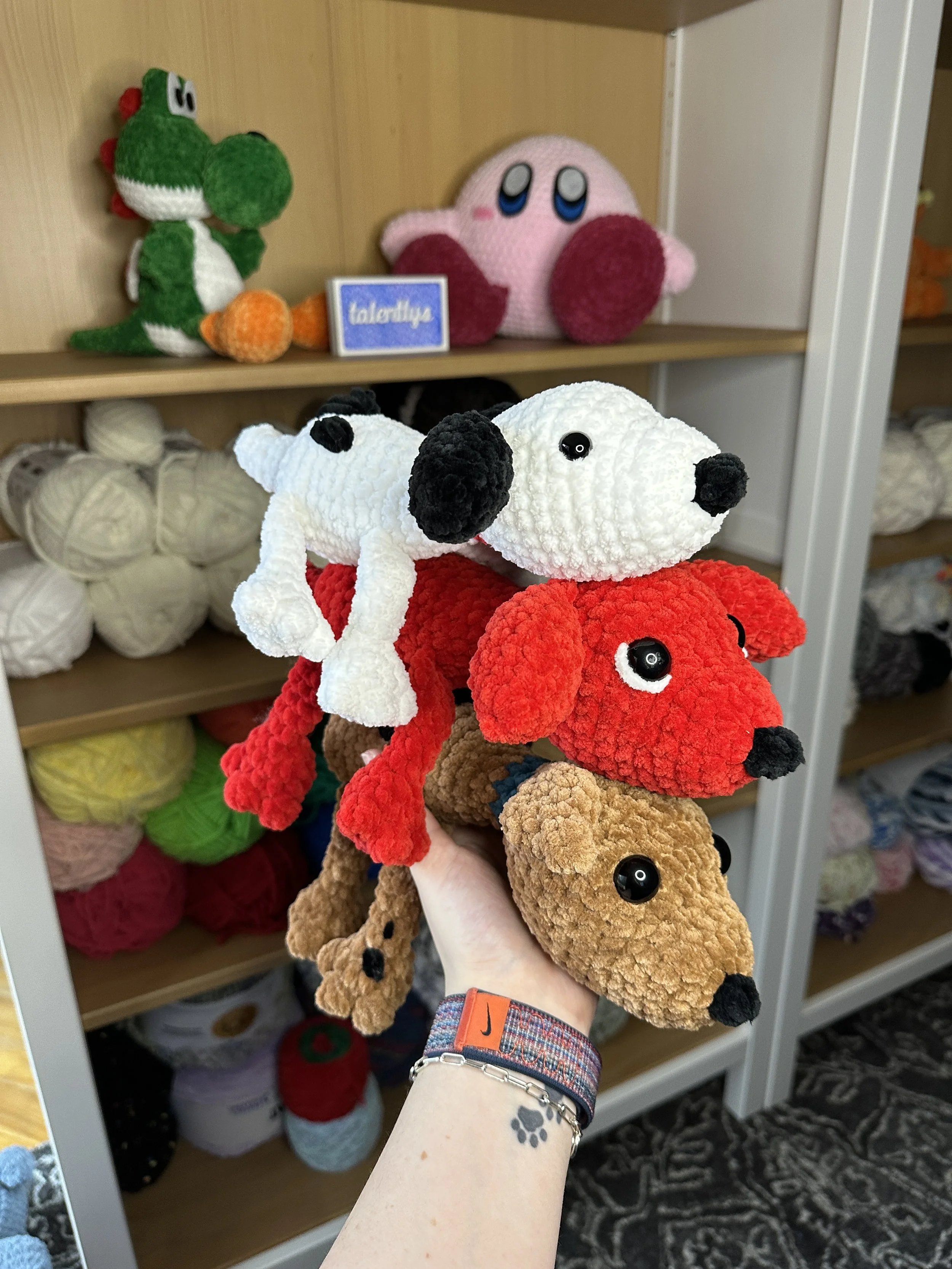Description: Snoopy, Clifford & Scooby-Doo |
Size: Medium |
Eyes: Black Safety Eyes |
Price: ~ $30 each