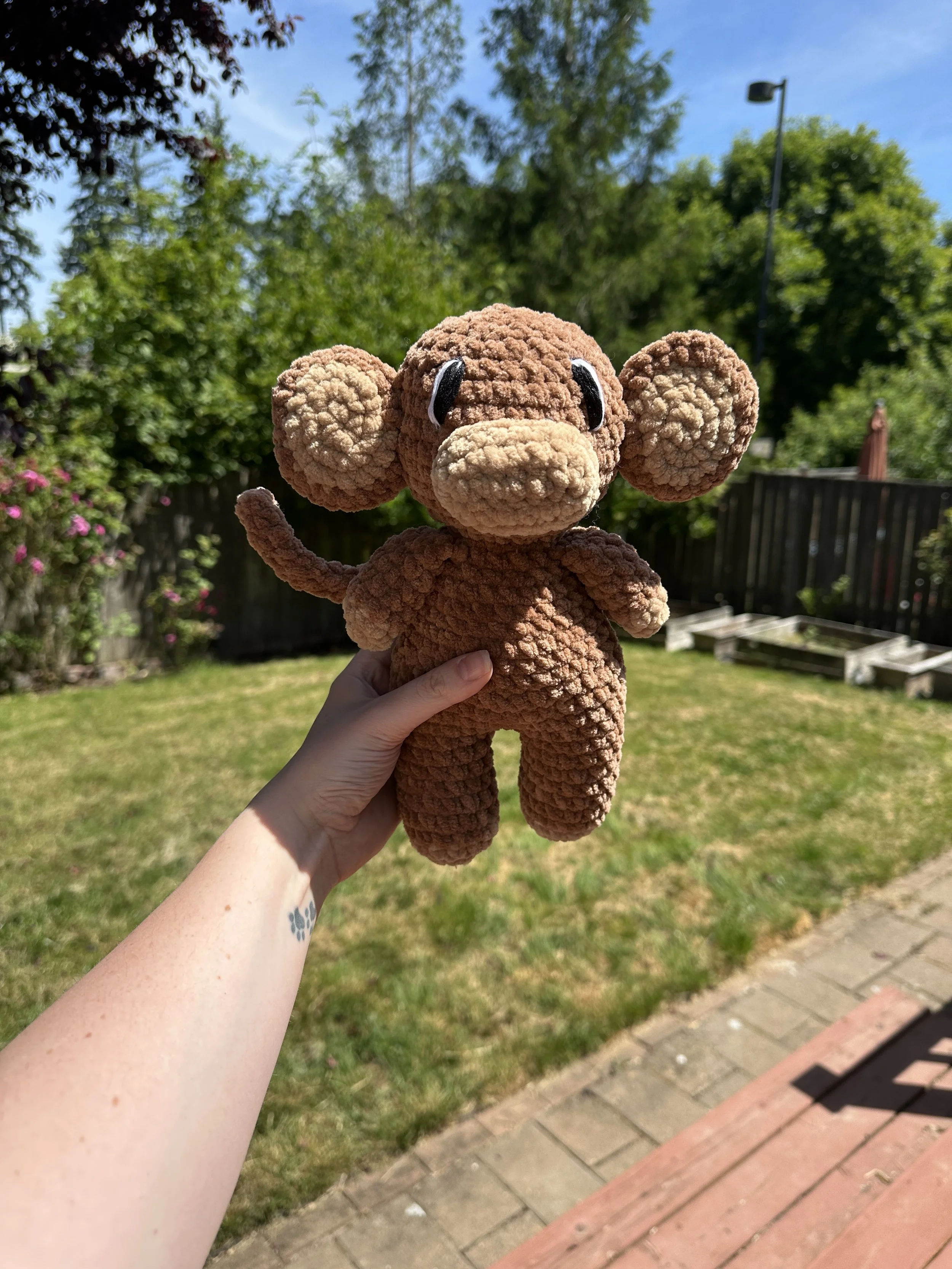 Description: Monkey|
Size: Medium |
Eyes: Embroidered Eyes |
Price: ~ $35