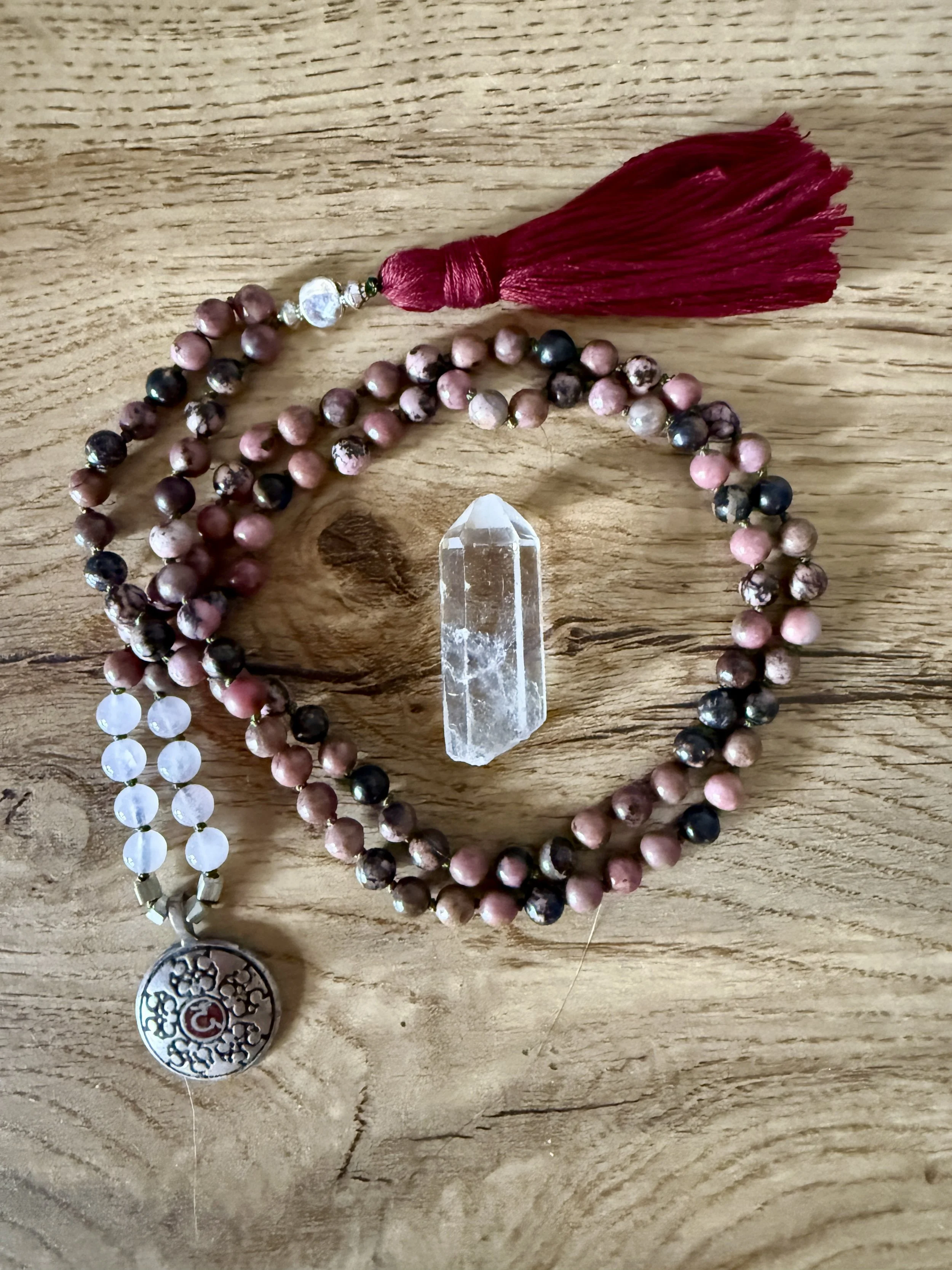 rhondite quartz da pendant 1.jpg