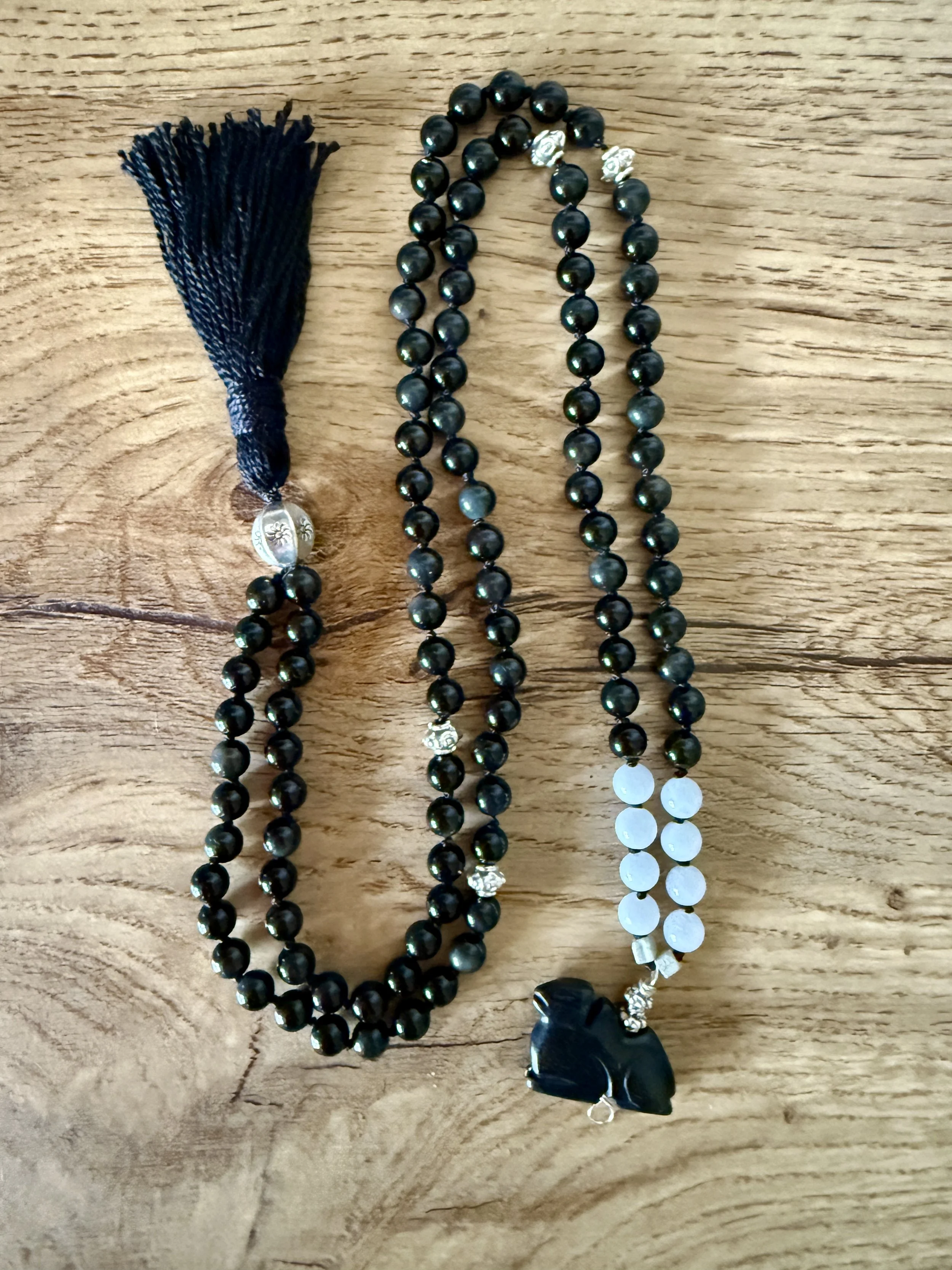 obsidian white jade beads camel pendant 3.jpg