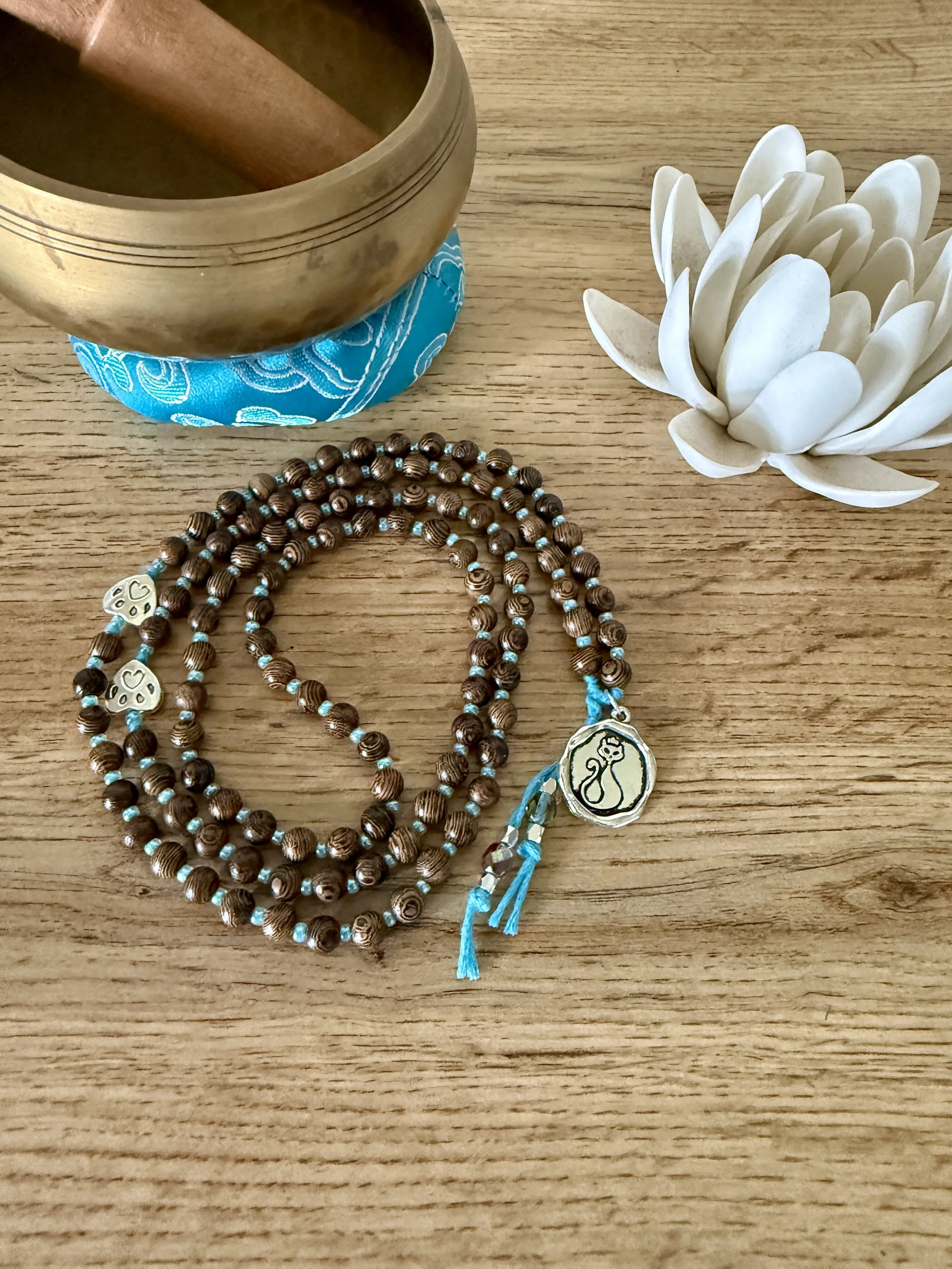 brown striped wood beads cat pendant 2.jpg