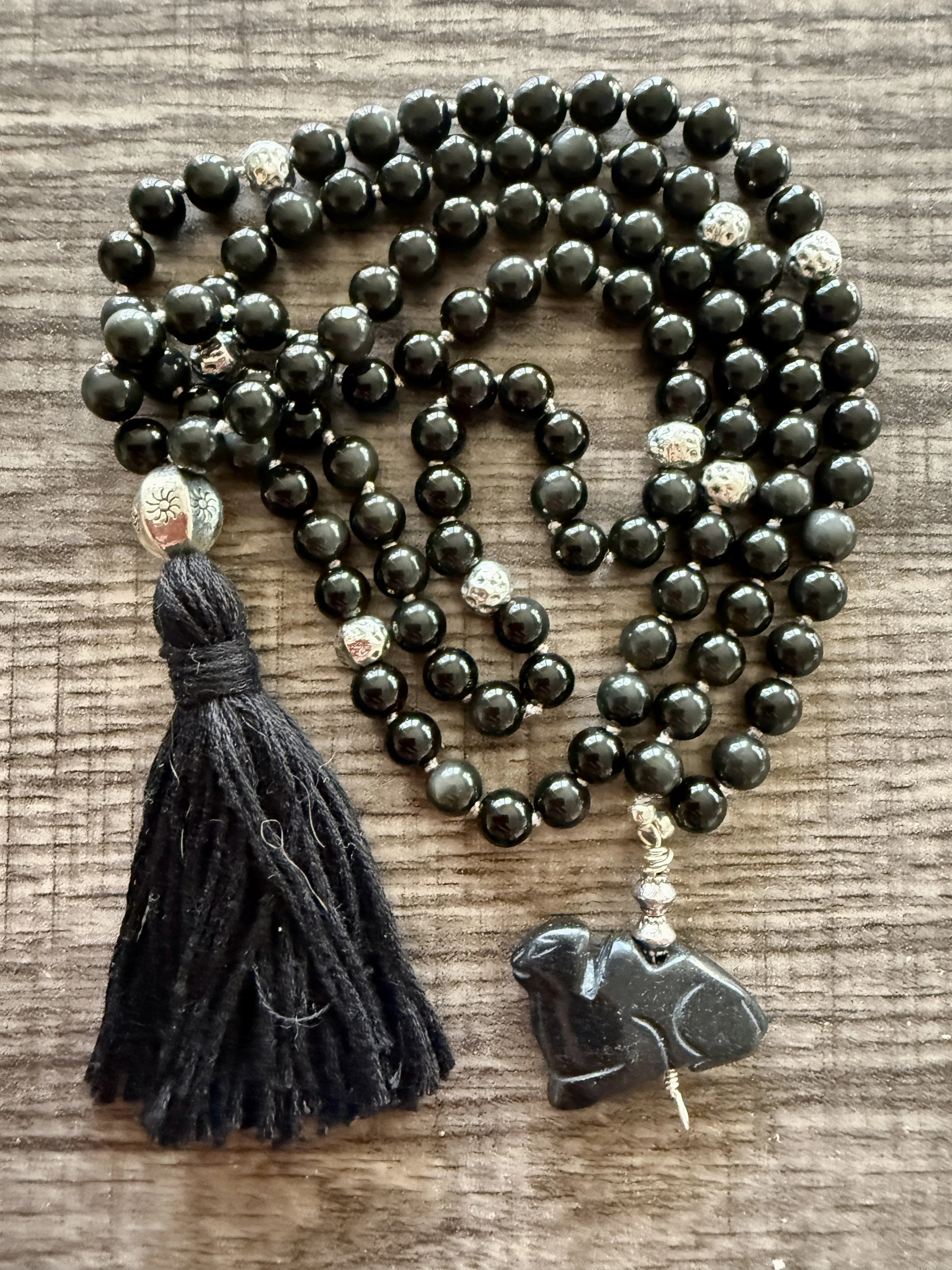 Obsidian with black stone camel 8.jpg