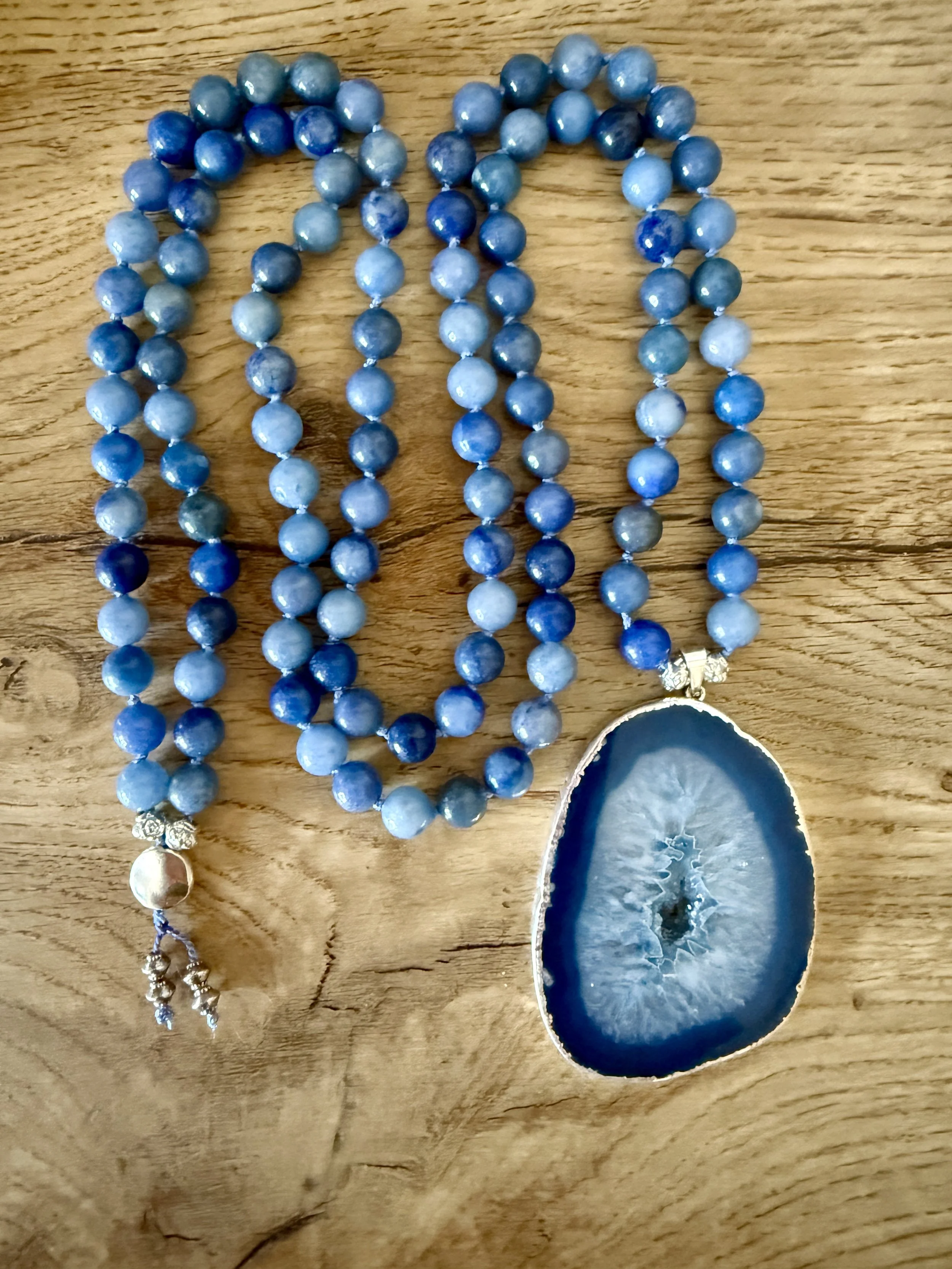 blue aventurine beads Dyed Druzy Quartz pendant 3.jpg