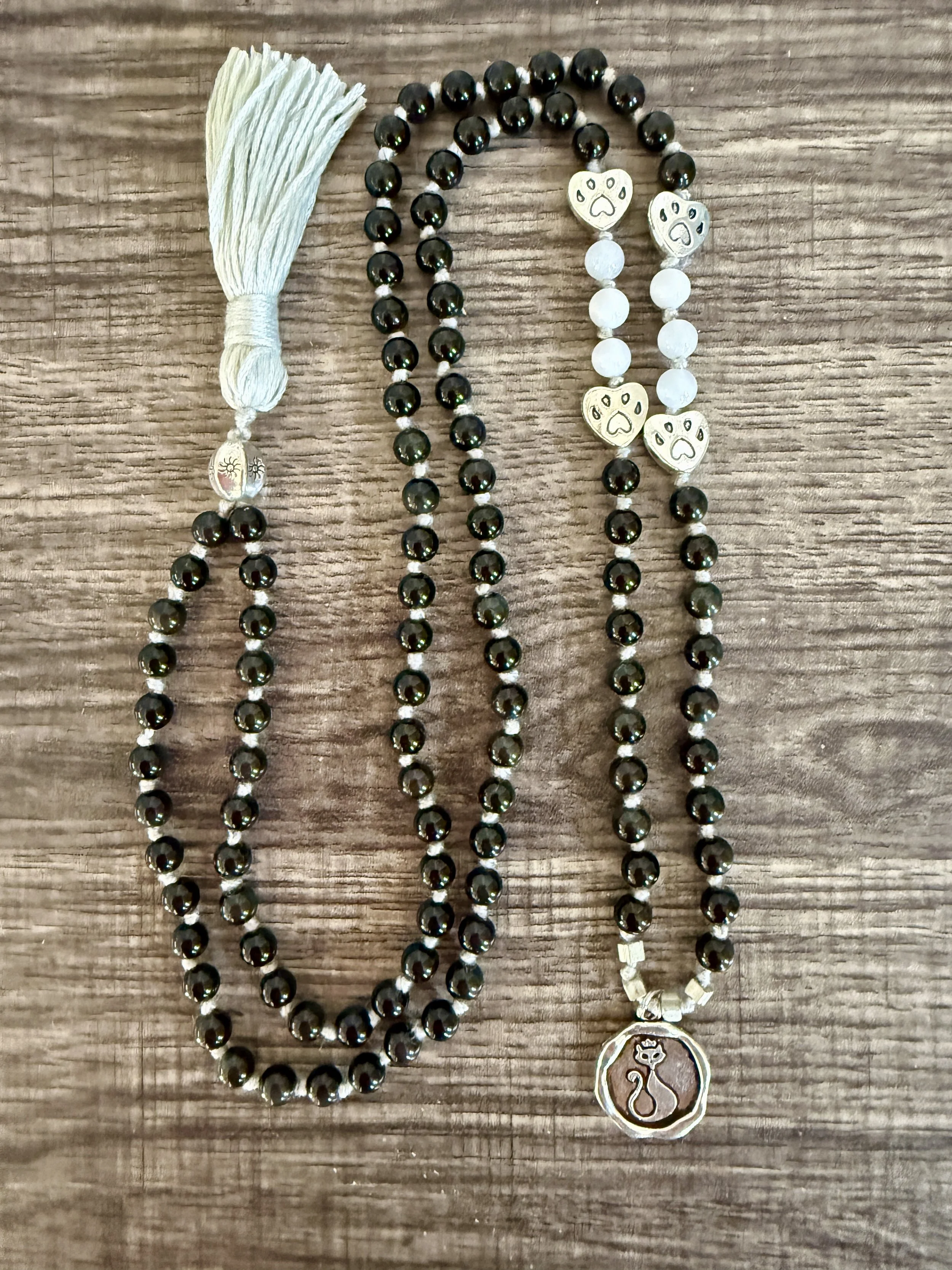 Obsidian beads silver cat pendant 1.jpg