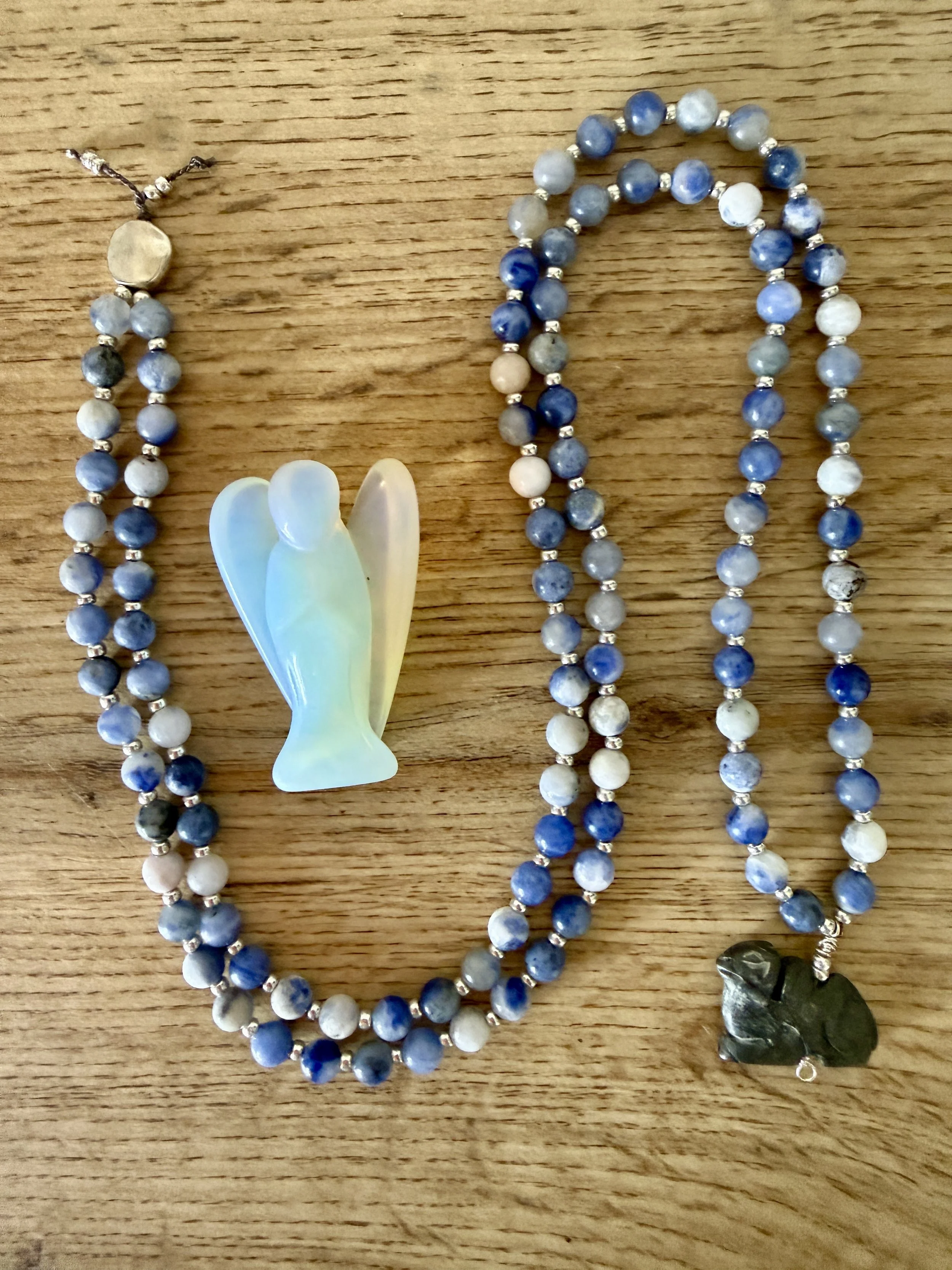 sodalite beads camel pendant 4.jpg
