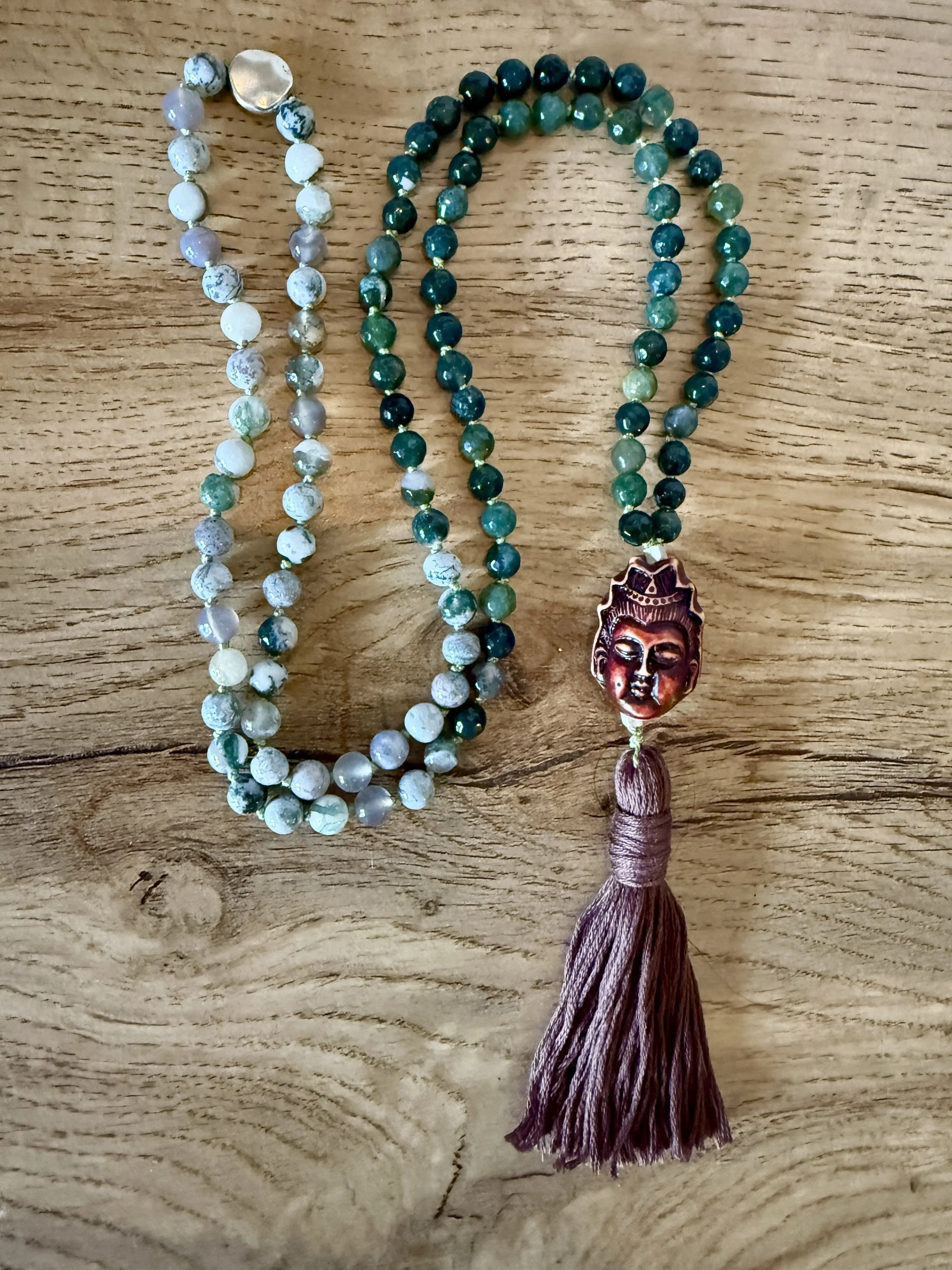 faceted moss agate trre agat quan yin 2.jpg