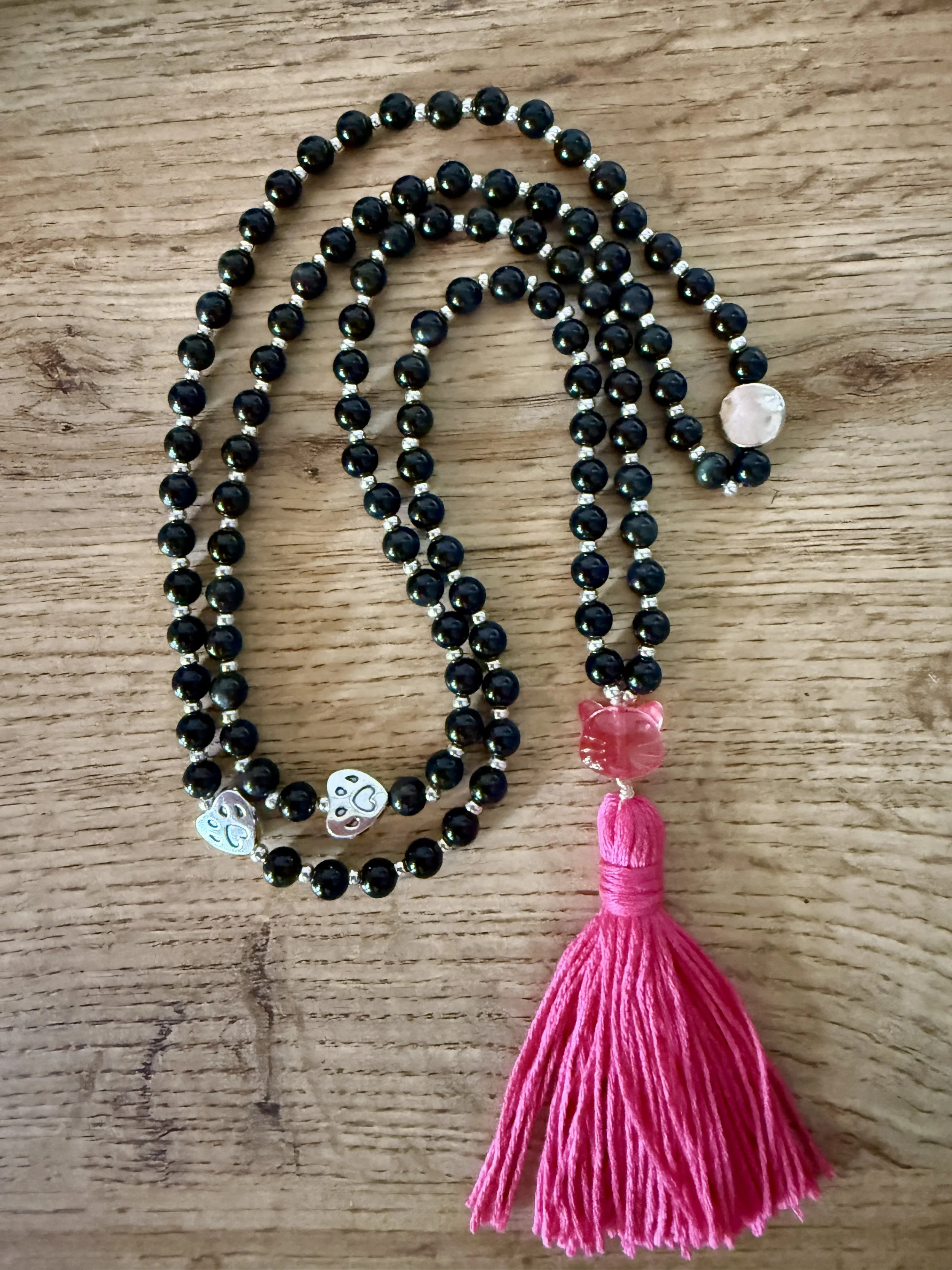 obsidian beads cat bead pendant 1.jpg