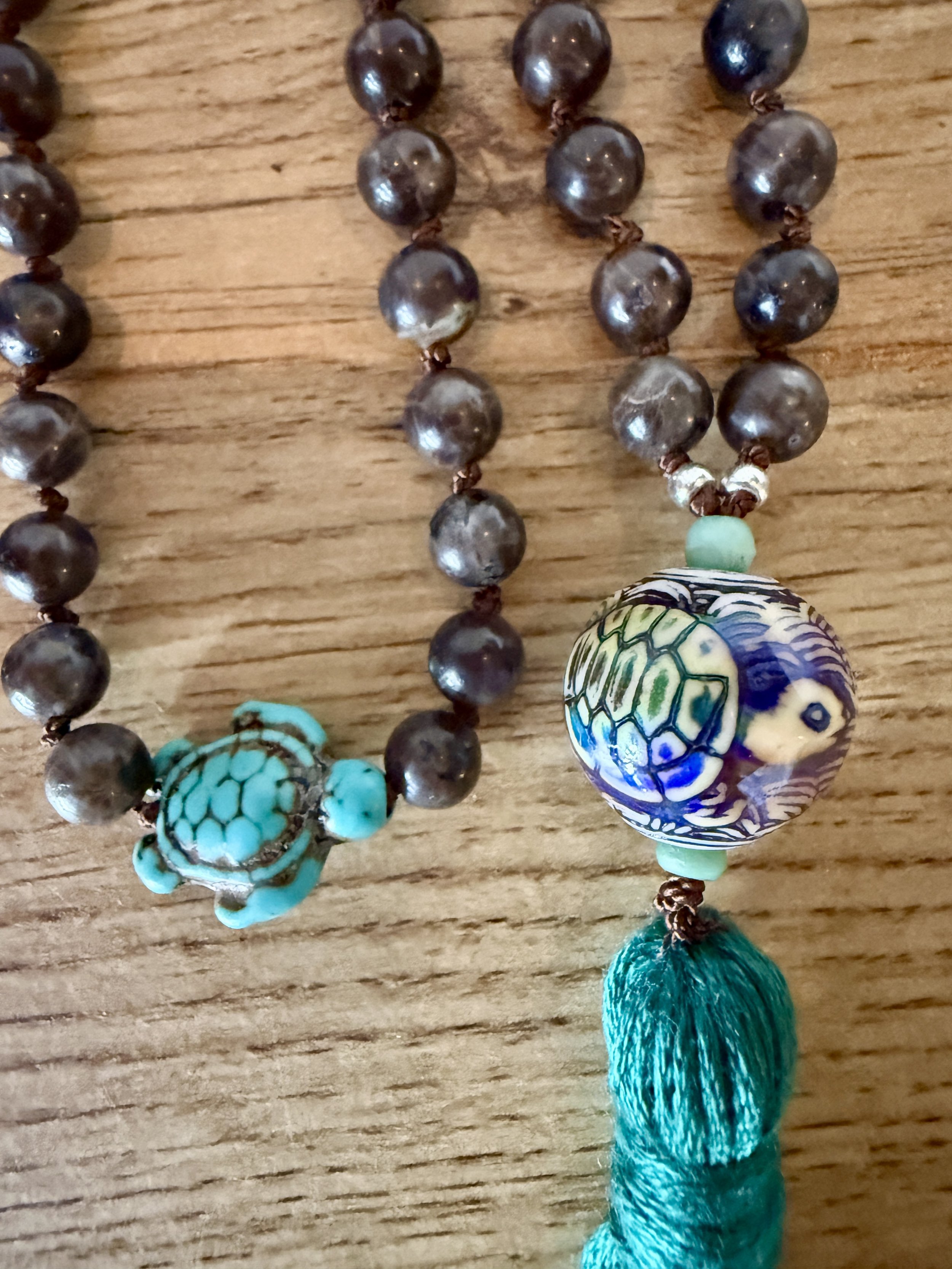 labrodorite beads turtle pendant 1.jpg