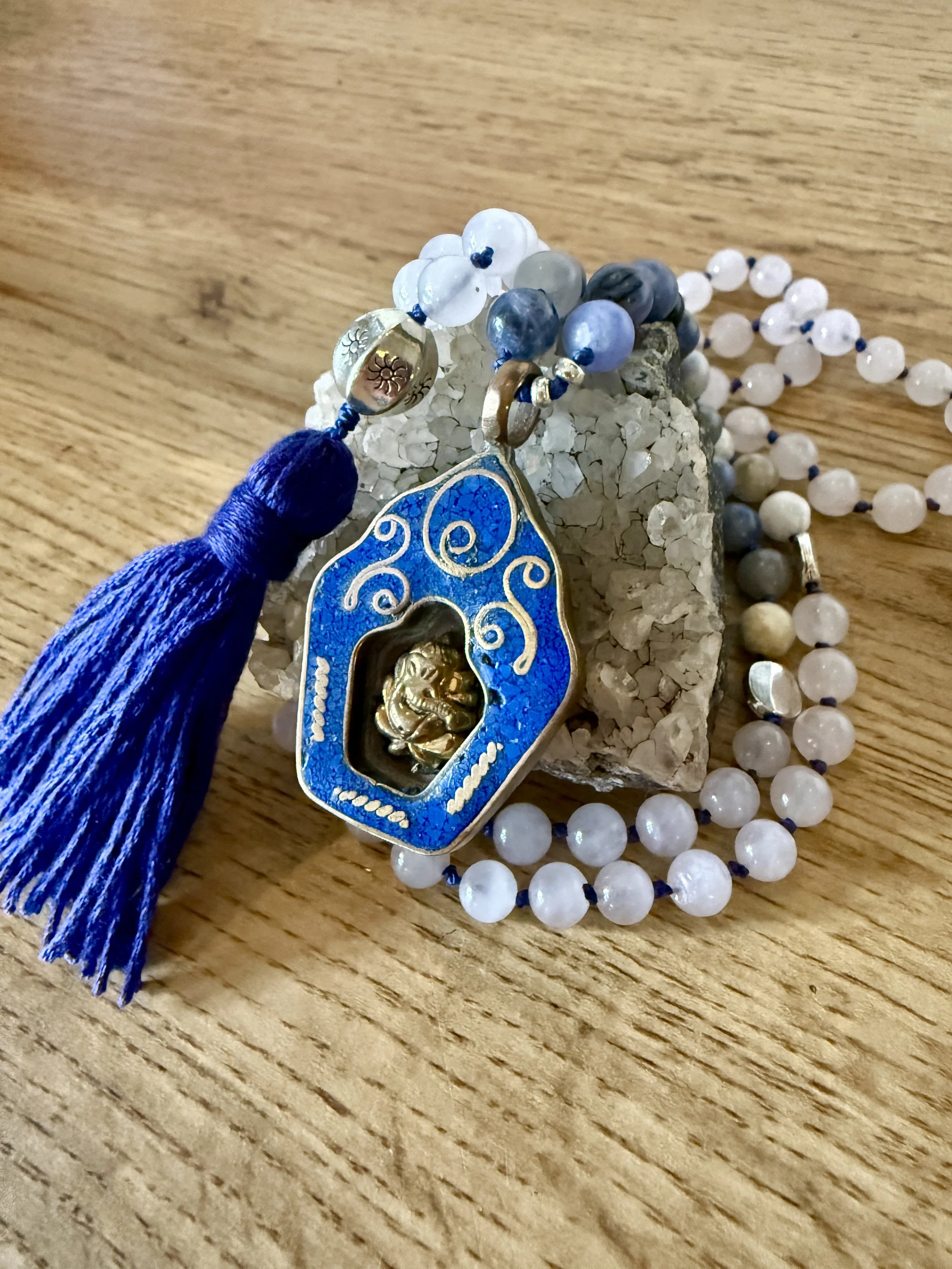 rose quartz sodalite beads ganesh temple pendant 2.jpg