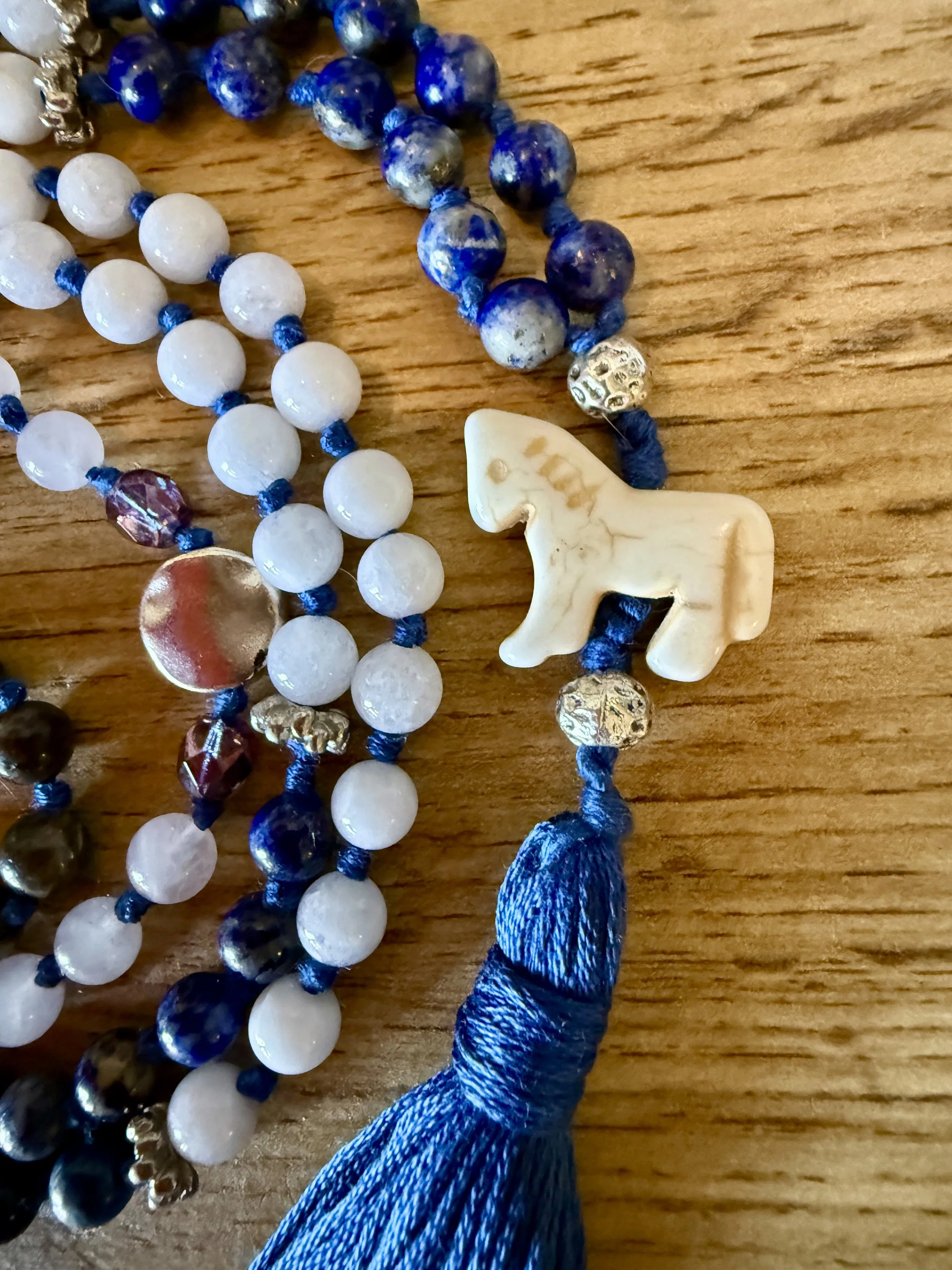 lapis lazuli white jade labrodorite white horse 4.jpg