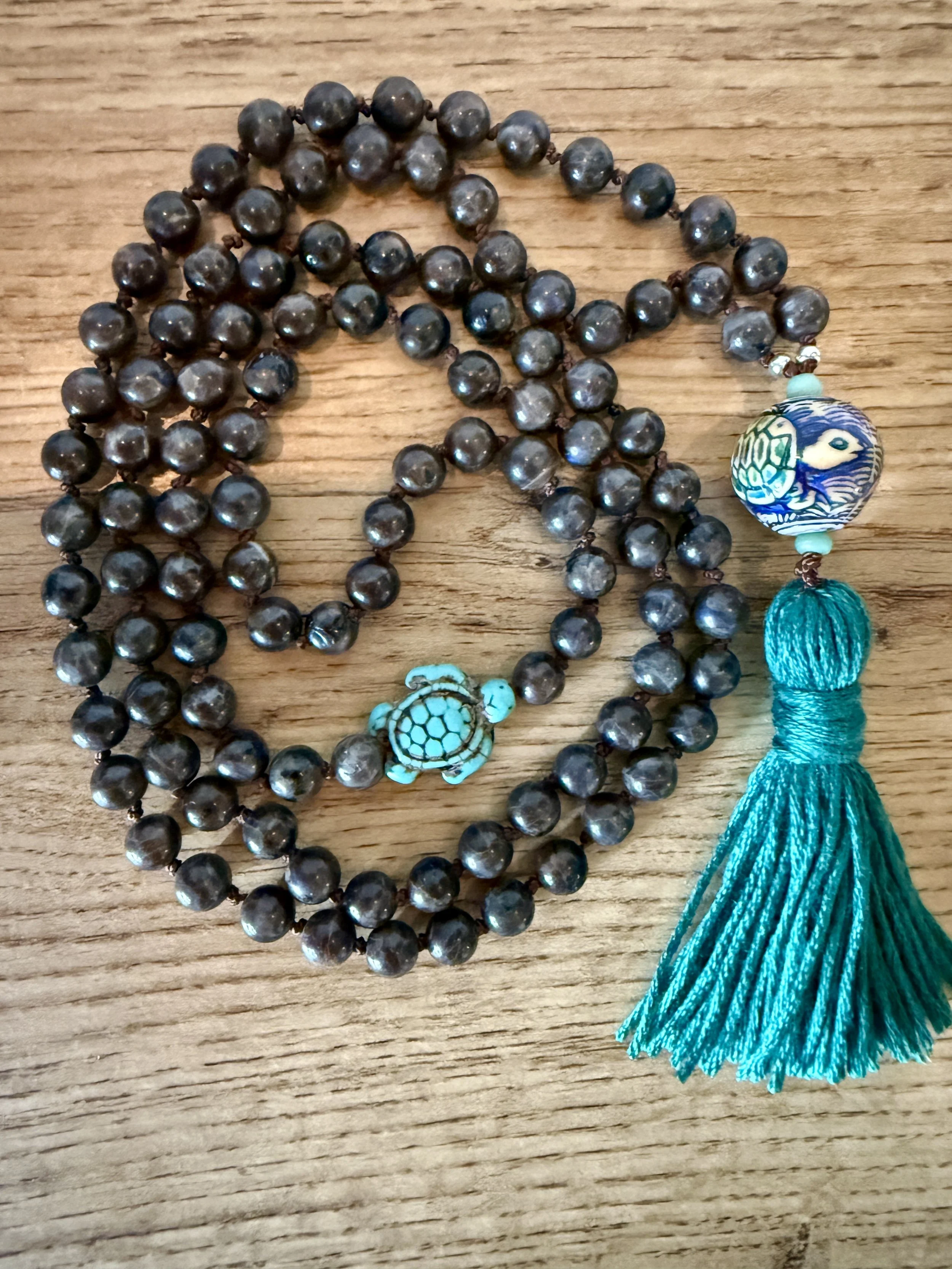 labrodorite beads turtle pendant 2.jpg