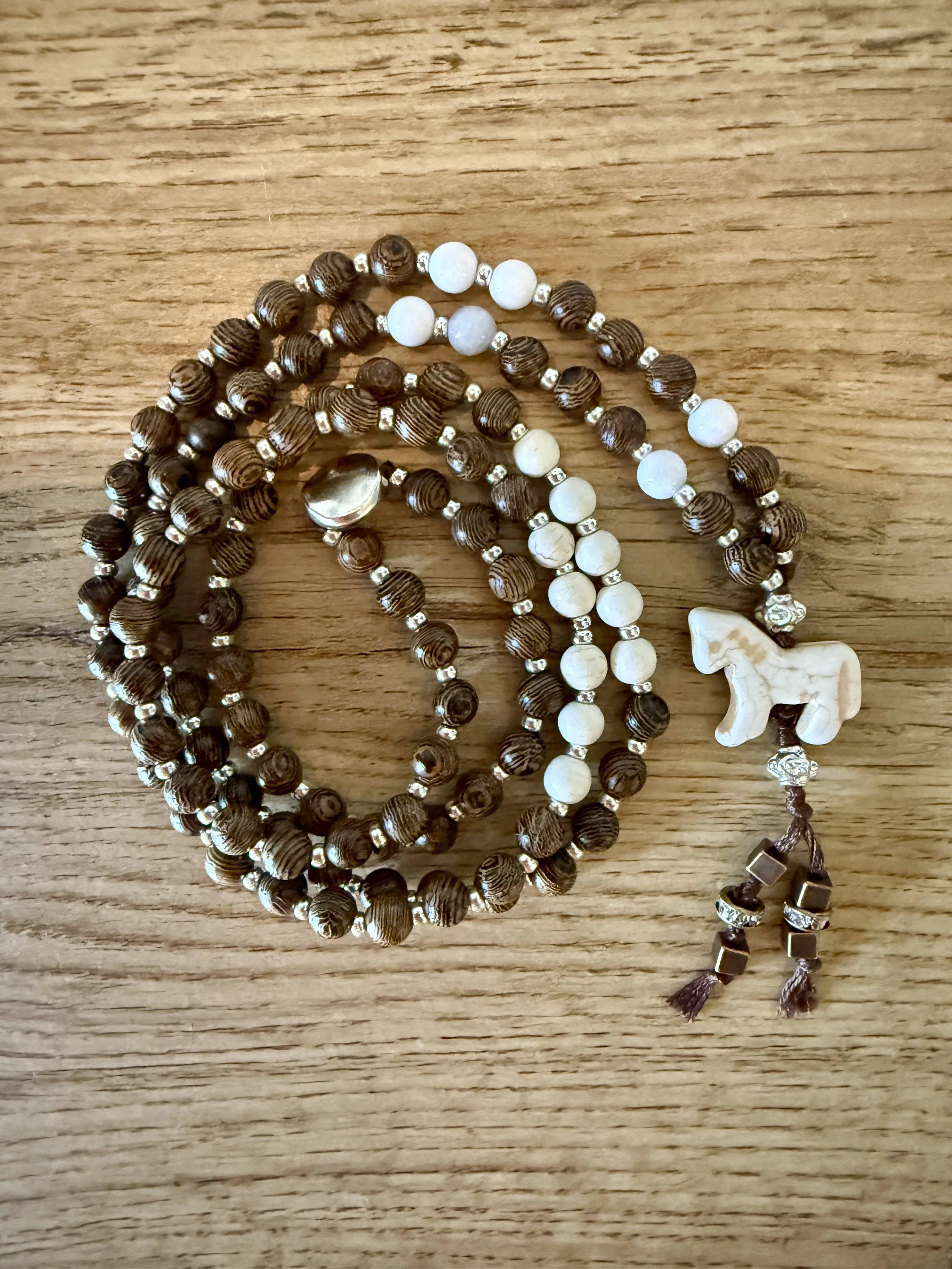 wood beads white jade magnesite horse pendant 4.jpg