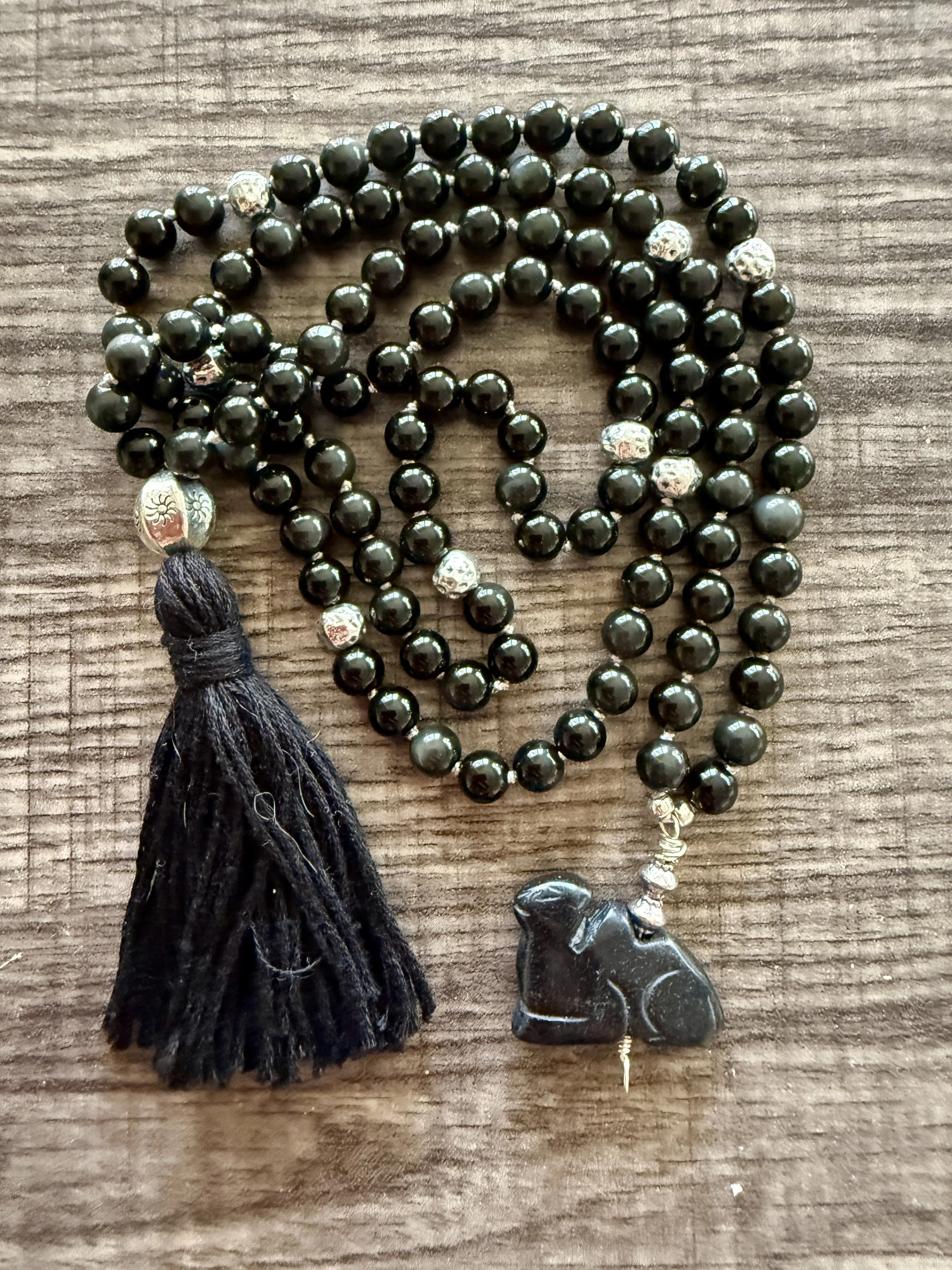 Obsidian with black stone camel 7.jpg