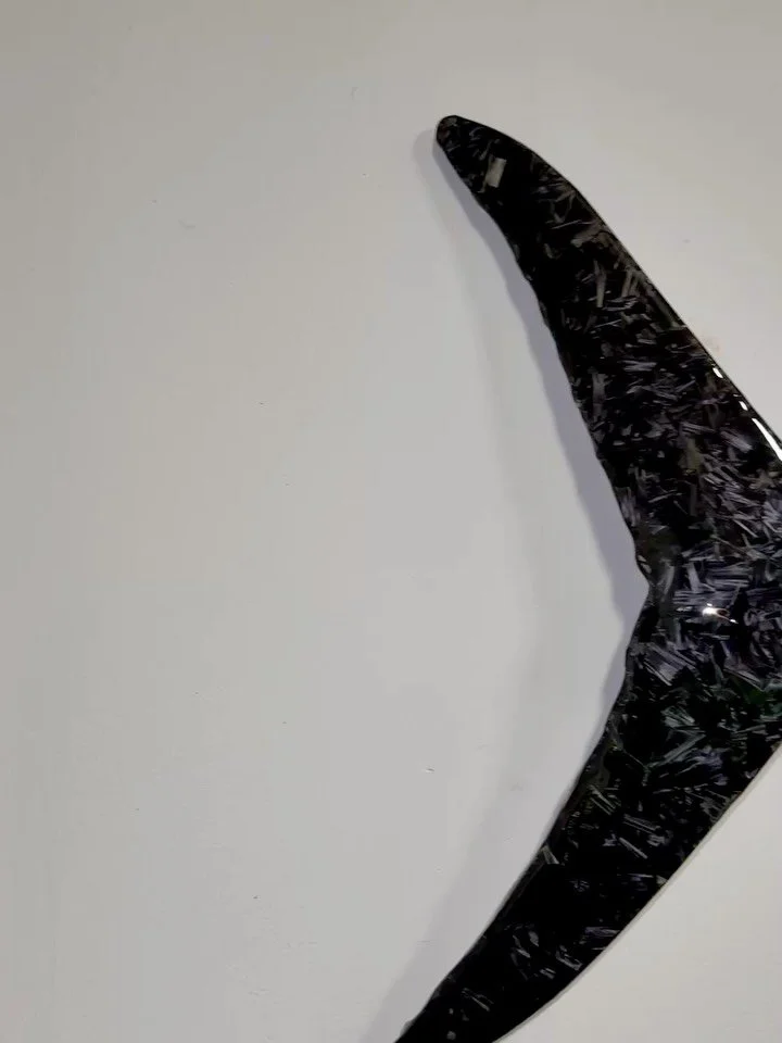 High performance fish art&hellip; &ldquo;Carbon Dart&rdquo; is a mix of metal work and forged carbon fiber meshed together into one. The forged carbon body carries subtle flashes and depth, with glimmers of the tuna&rsquo;s natural colors shimmering 