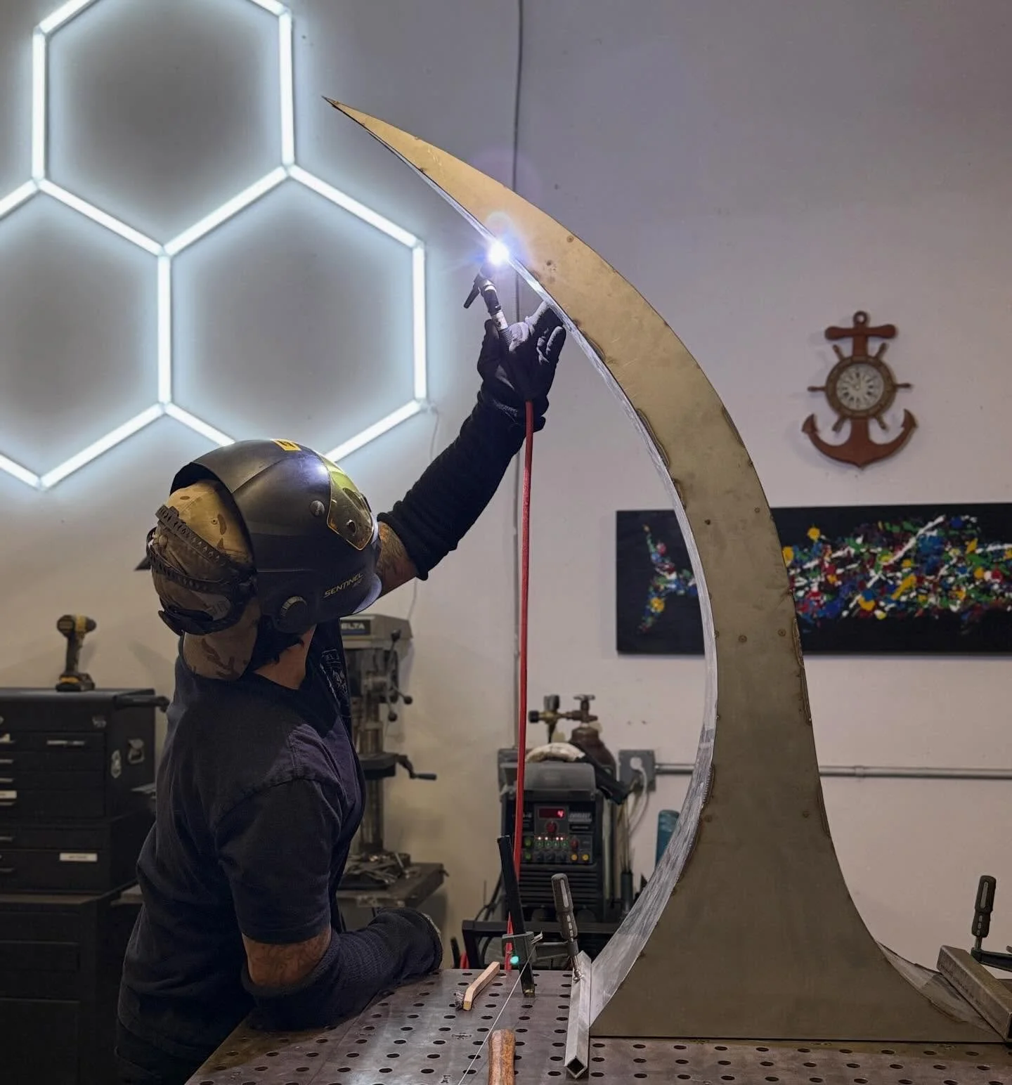 Current WIP&hellip; welding my way through &ldquo;Orbit&rdquo;, element 3 almost complete. I aim to have it free standing and hopefully ready for finish by the end of the month. Stay tuned&hellip; 

And thank you @ckworldwide for always coming throug