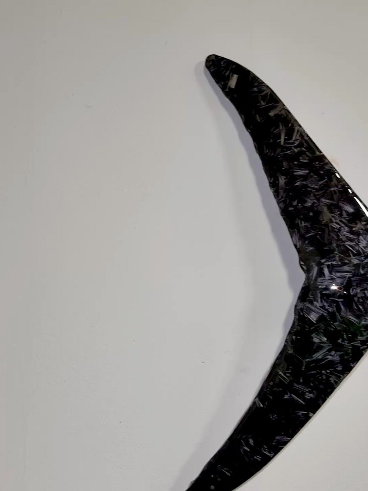 High performance fish art&hellip; &ldquo;Carbon Dart&rdquo; is a mix of metal work and forged carbon fiber meshed together into one. The forged carbon body carries subtle flashes and depth, with glimmers of the tuna&rsquo;s natural colors shimmering 