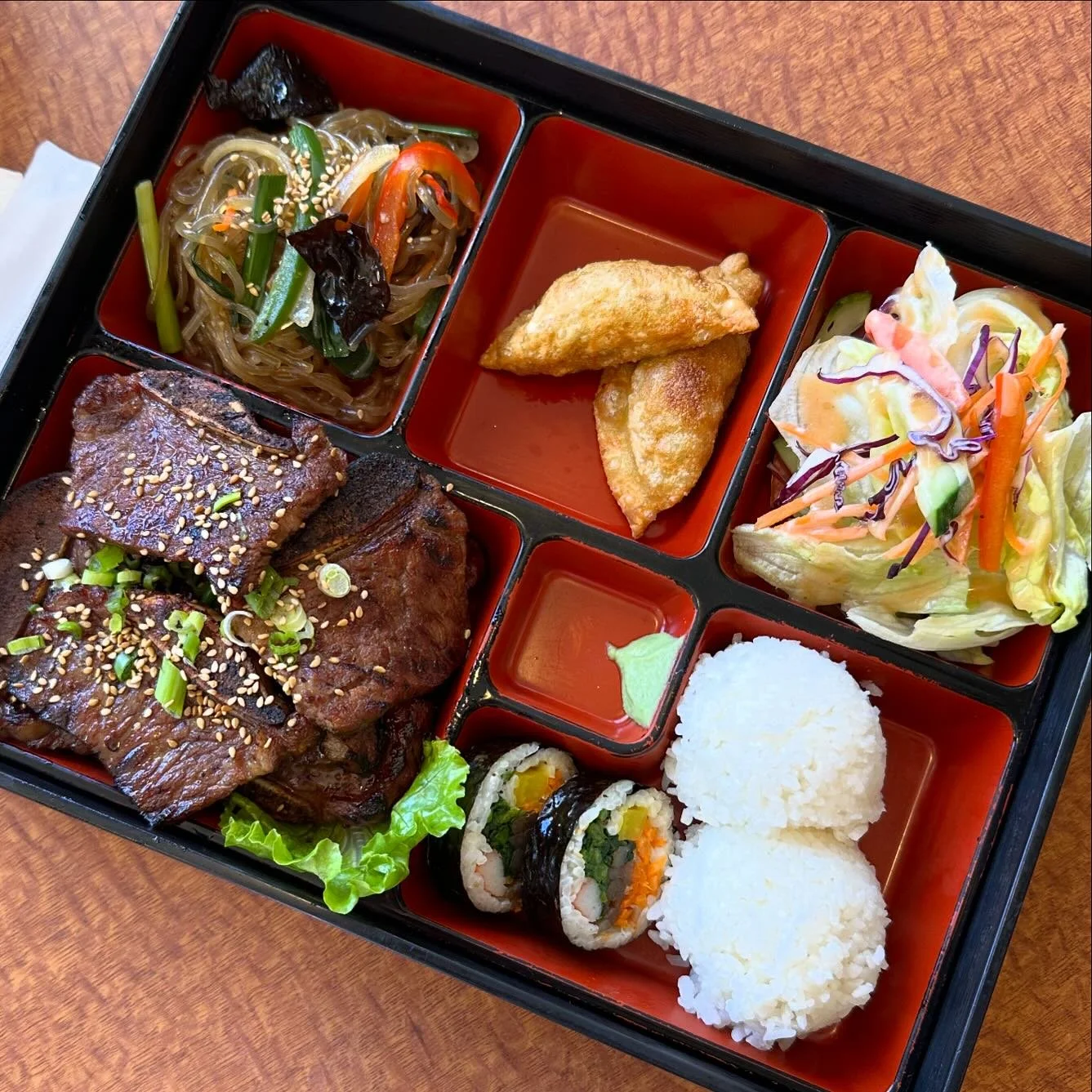 Did you know that we have Bento Box options? 
(Galbi bento box 🍱) 

Han Il Kwan 
📍 5458 Buford Hwy. NE
Doraville, GA 30340
☎️ 770)336-2232

#galbi #koreanbbq #bufordhighway #koreanfood #fyp #foodiegram #koreanfoodie