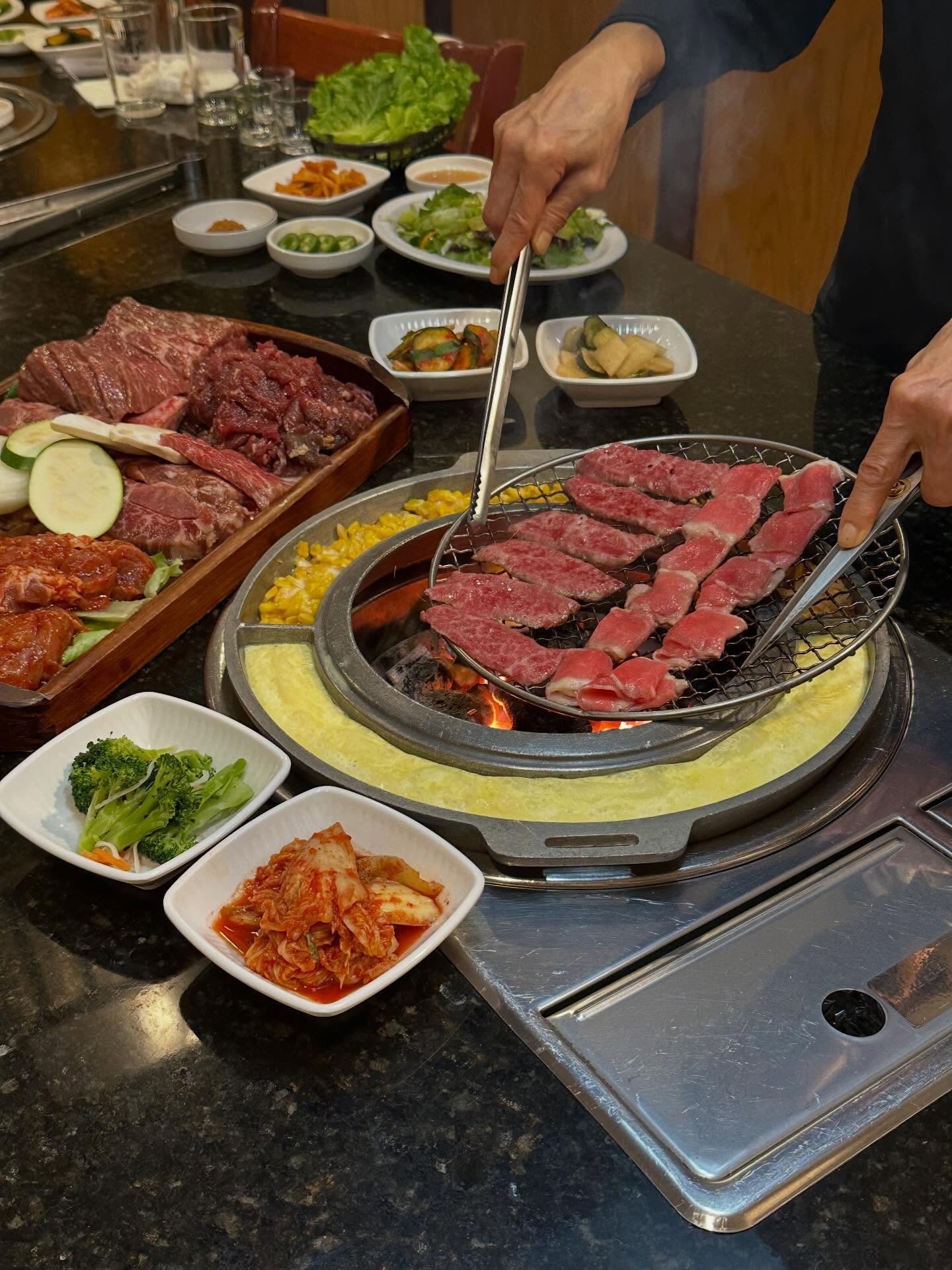YAYYYY for Korean BBQ on 3&hellip; 1, 2, 3 KOREAN BBQ! 

Han Il Kwan 
📍 5458 Buford Hwy. NE
Doraville, GA 30340
☎️ 770)336-2232

#koreanbbq #meatlovers #kpop #korean