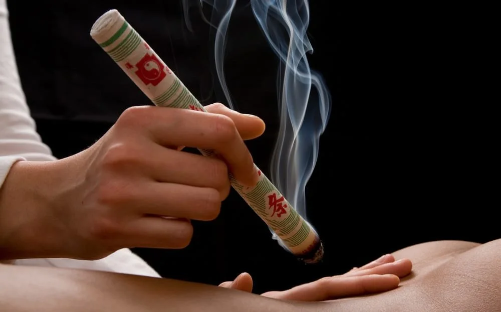 Moxibustion-Acupuncture-1.jpg