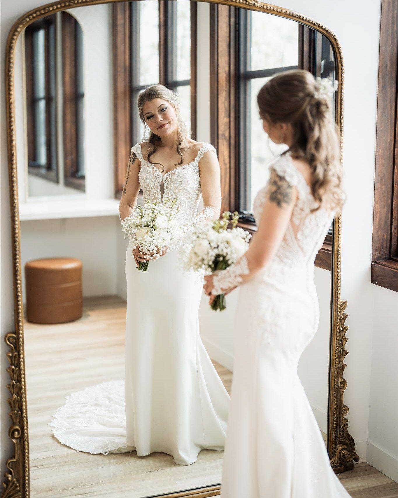 We love quiet moments before the ceremony.