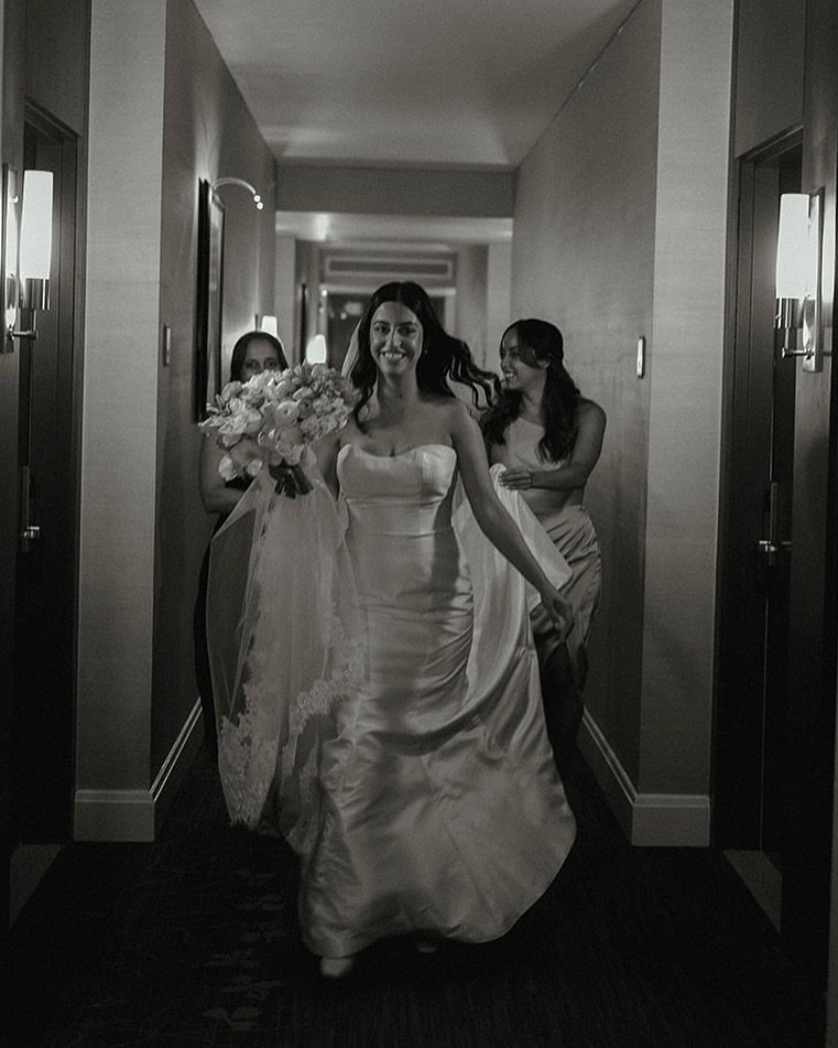 Been thinking about girl gangs a lot recently. This was a good one. 🥹 Only 10 days until the next!

Photographer: @_jordankatz

#boulderweddingplanner #coloradoweddingplanning #denverwedding #coloradoeventplanner #coloradowedding #coloradoweddingpla