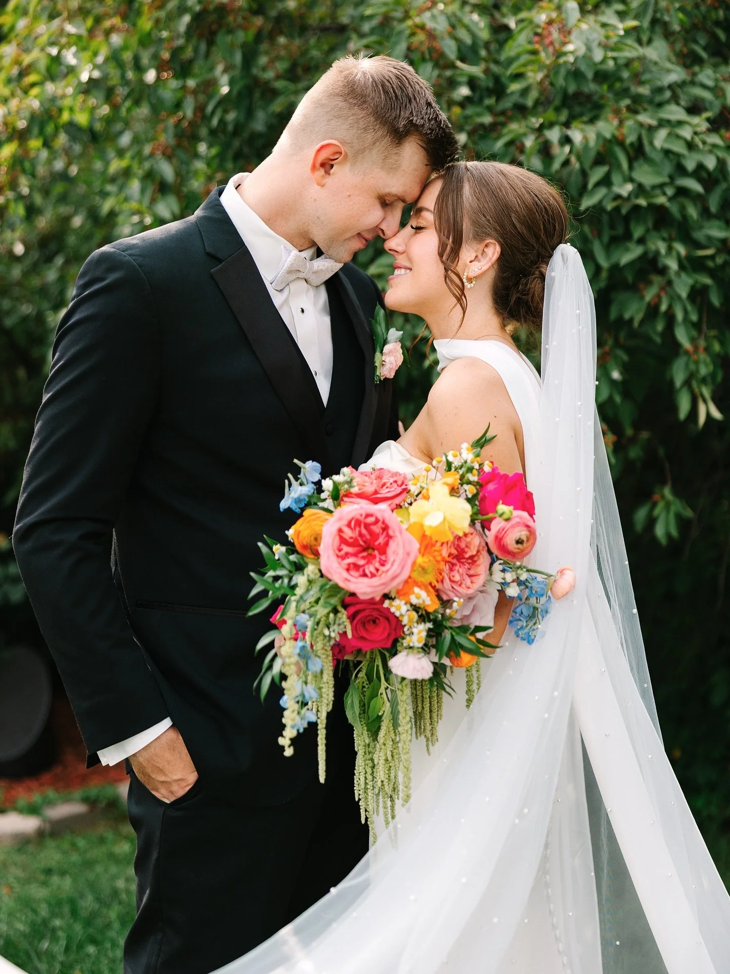 A few sneaks from last weekend. K&amp;T were so easy to celebrate!

Photographer: @indypop.photo 
Planning &amp; Coordination: @withgraceplanning 
Venue: @chateauxgirls 
Florals: @bloomroomco 
DJ &amp; sax: @myelitedj 
Beauty: @lashgirlmakeup