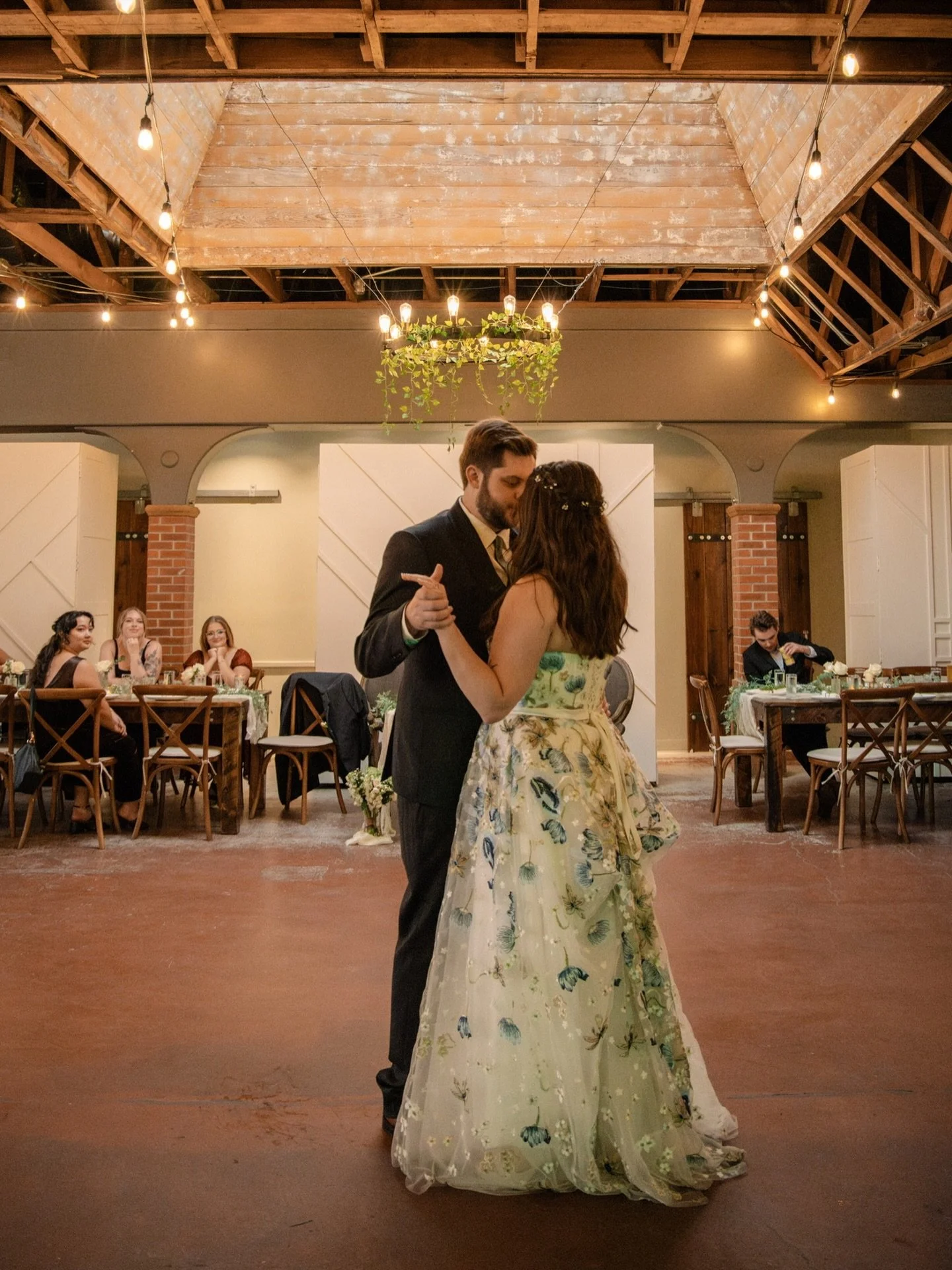 When you ask for moody and the photographer, weather, and venue all deliver flawlessly >>

Let us help you find the perfect setting, vendors, and style for your vision! We&rsquo;re still working on the weather&hellip;

Photography: @goldensoulm