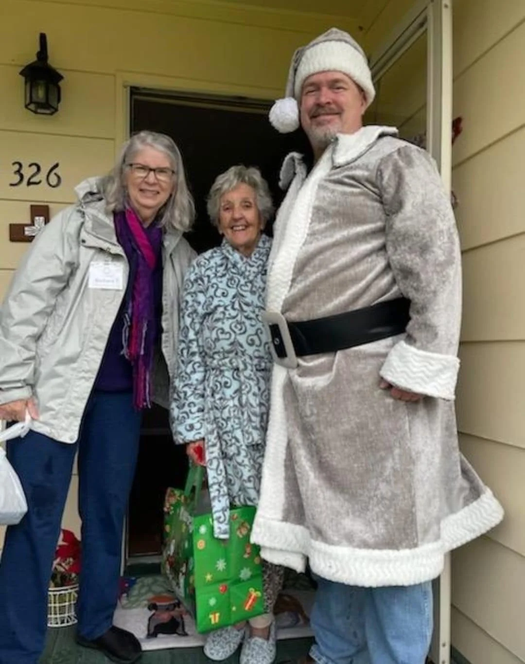 Photos with Santa for Silver Santa