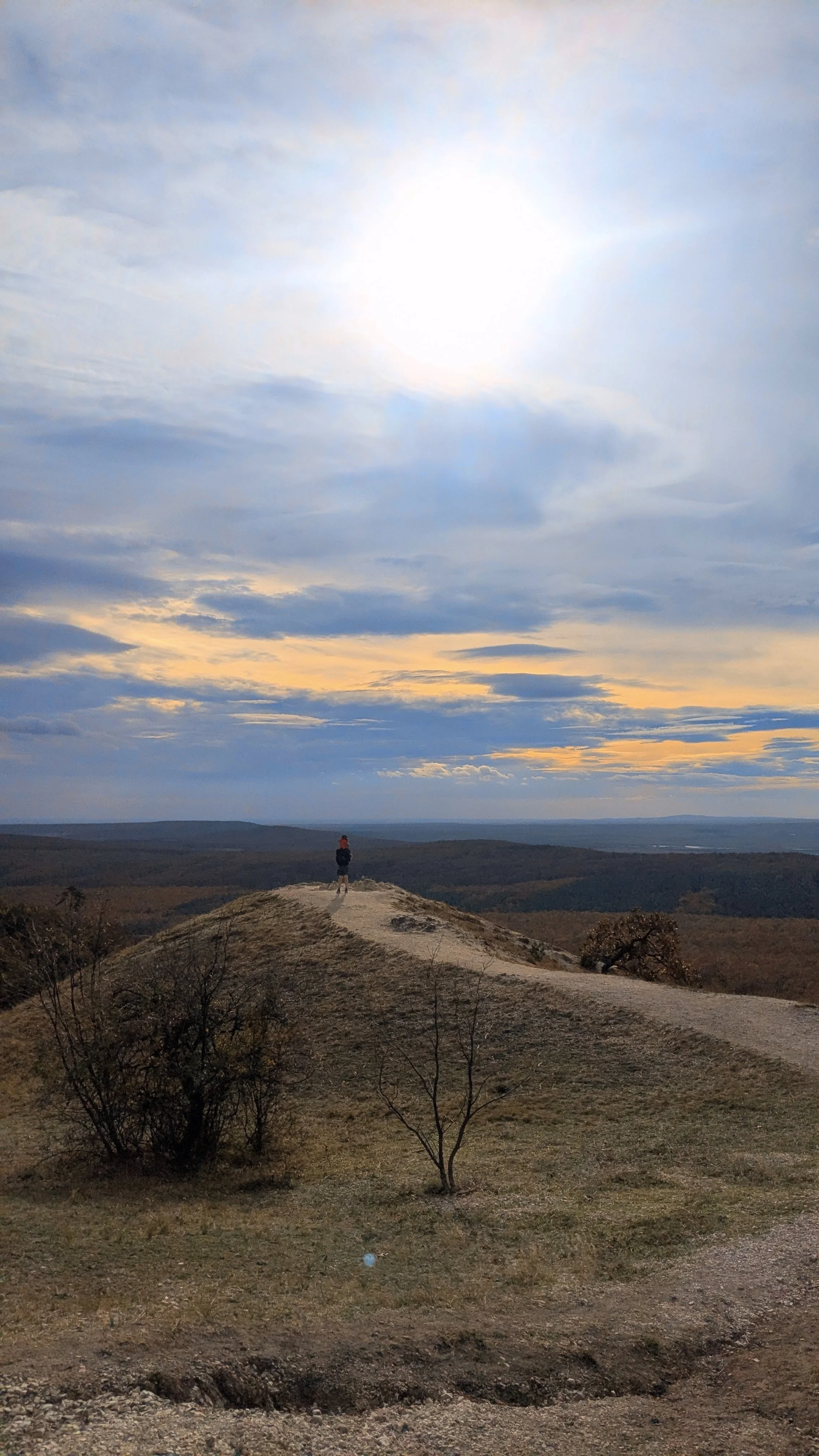 AZ ÉLET KÖRFORGÁSA-minden elmúlásban ott a kezdet lehetősége.