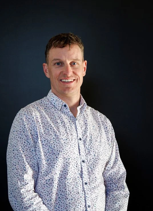 StaffPhoto - Carey2.jpg
