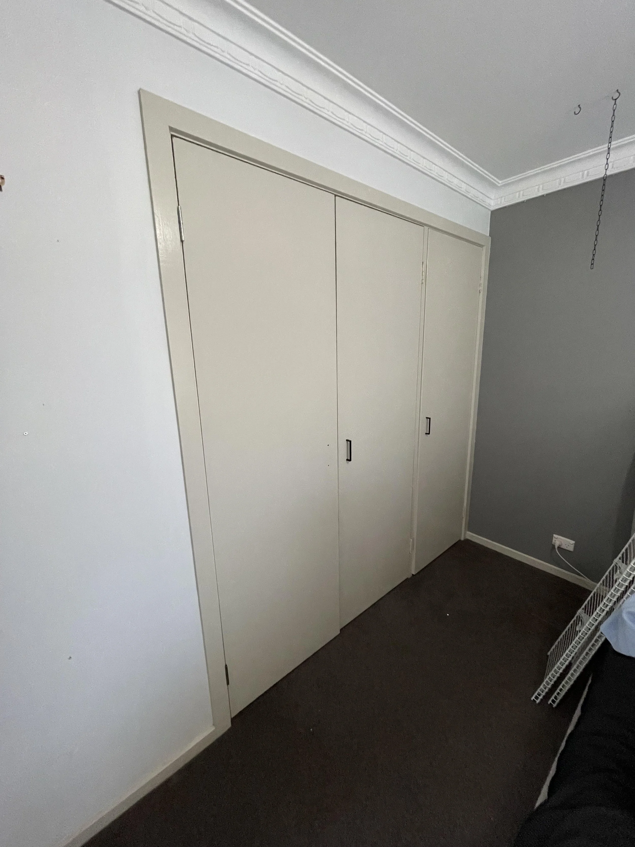 Master room before1.jpg