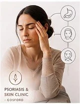Illustration of common histamine intolerance symptoms including skin and digestive symptoms