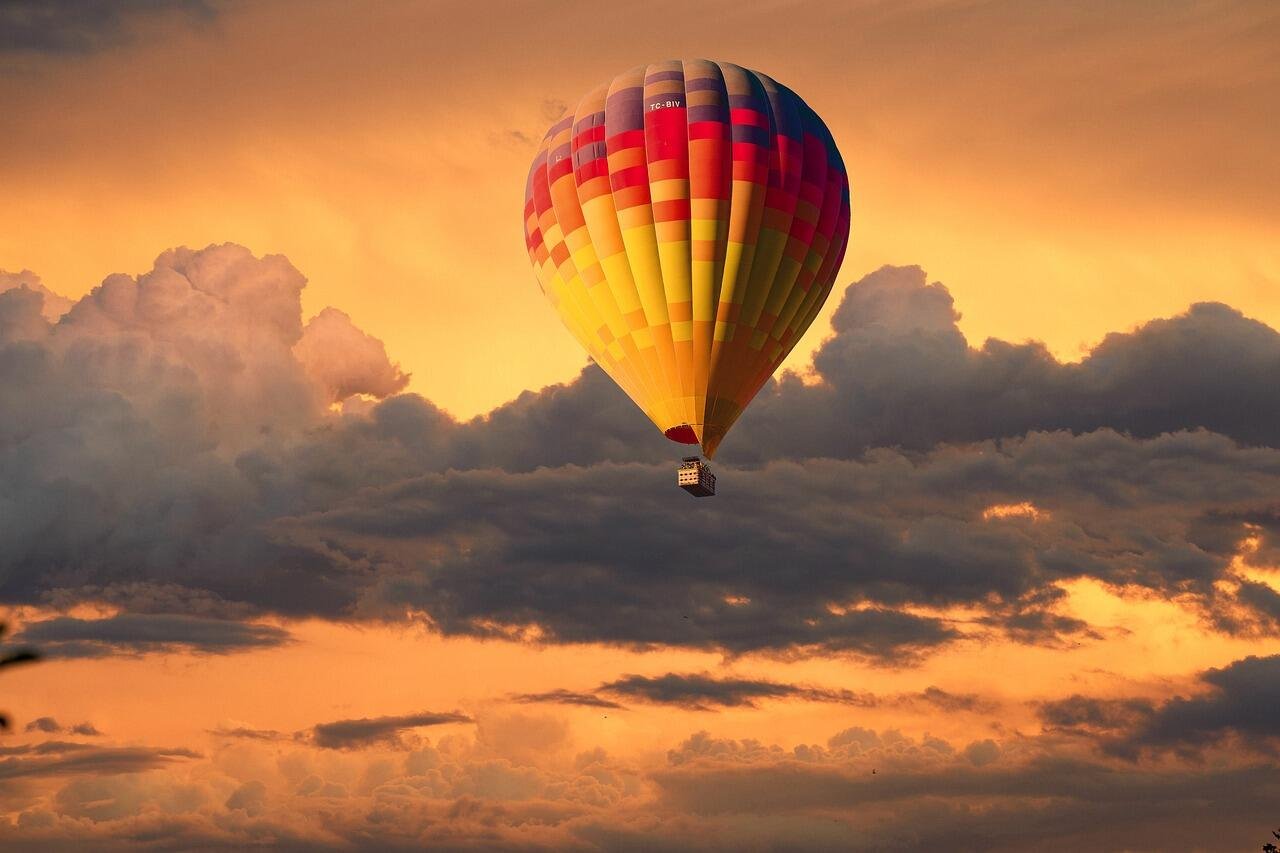 Midwest Hot Air Balloon Scattering
