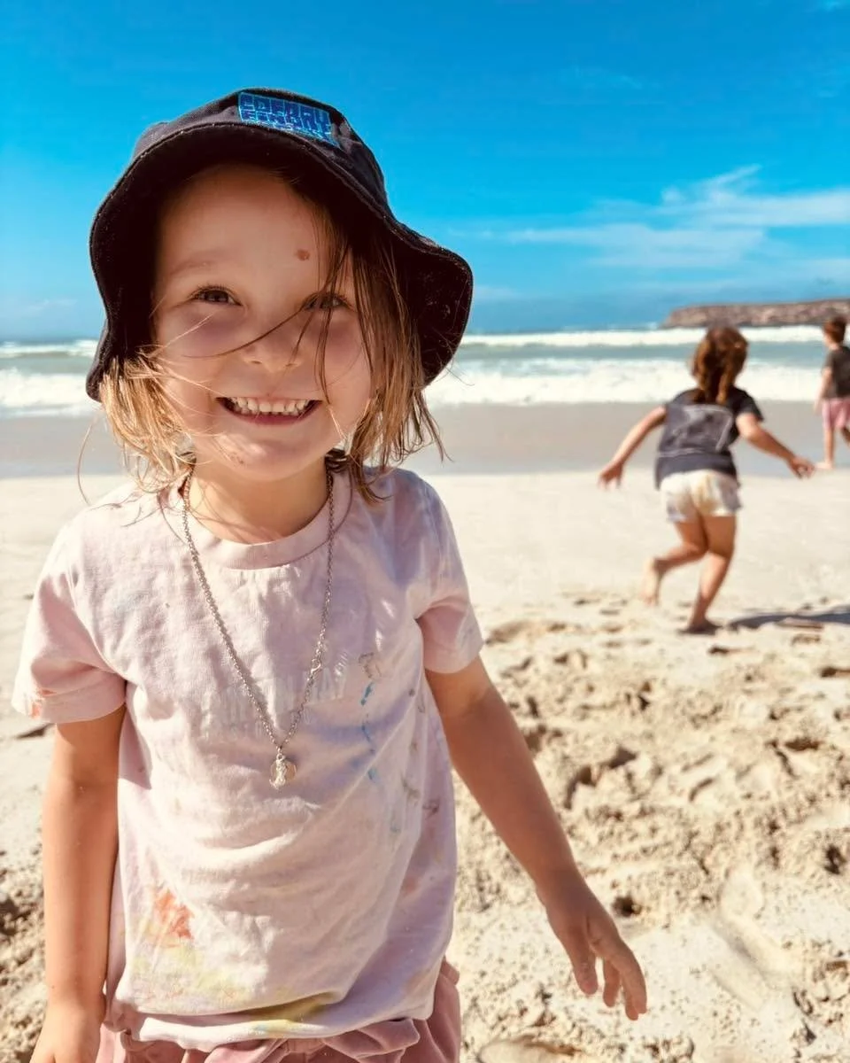 Thursday 16th April
Open 11am - 5pm. 
Next to IGA
Locally designed and printed high quality apparel, including a small range of 100% Australian made clothing. Locally made products such as macrame, toys, candles, jewellery and pottery. 

hippysunday_