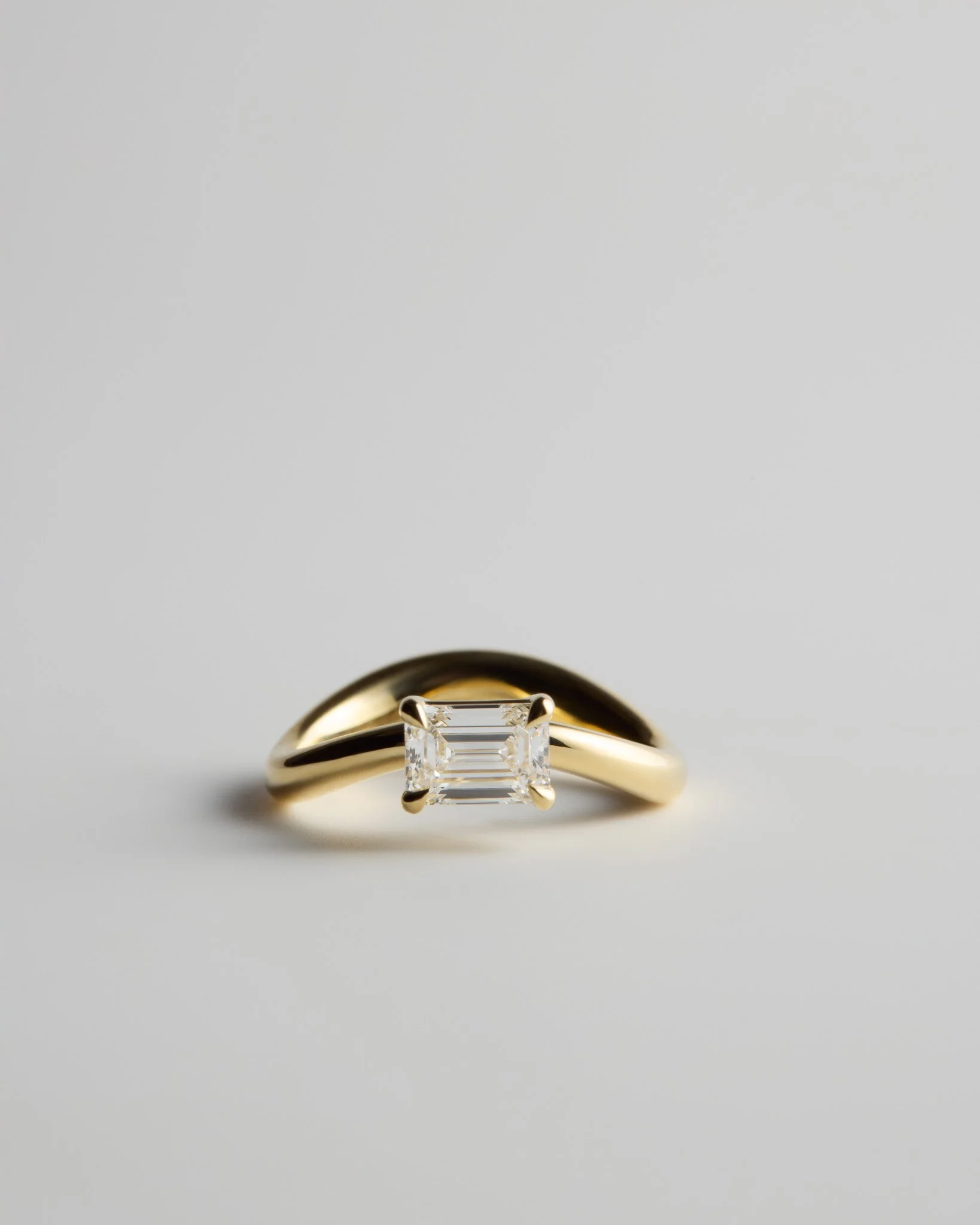 MEDEA EMERALD_FRONT.jpg