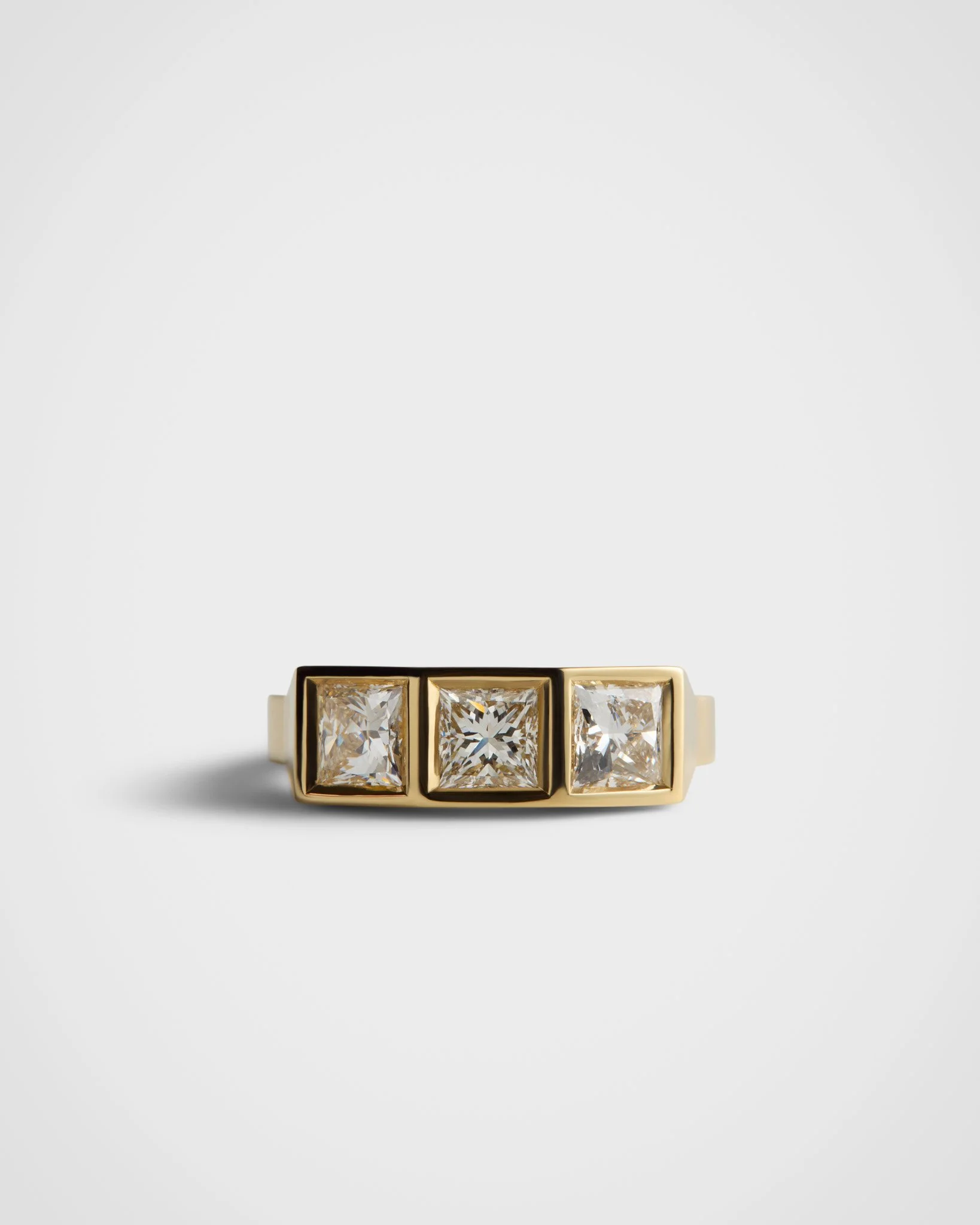 AVA RING
