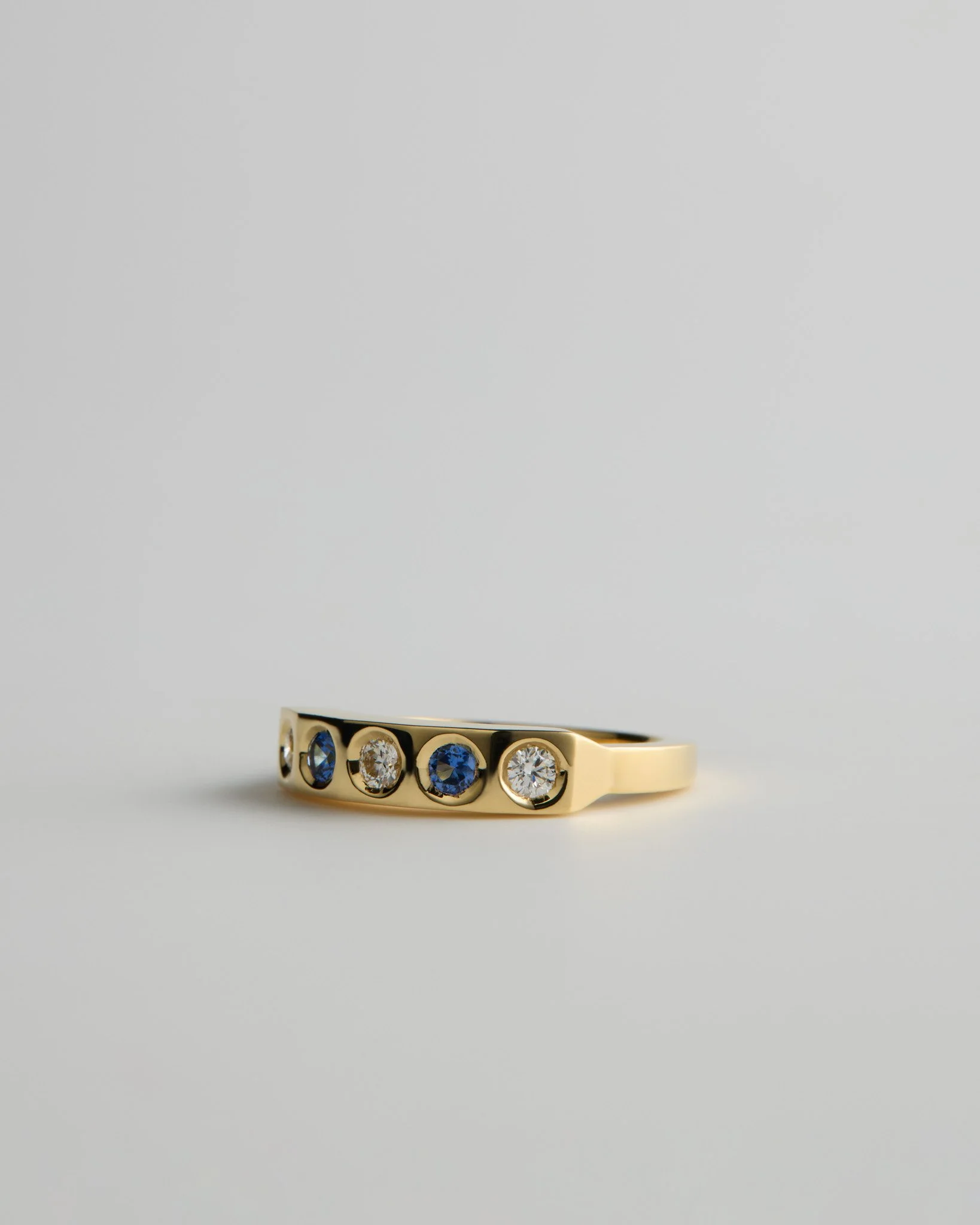 GEORGIA ROUND BLUE DIA_OFF CENTRE.jpg