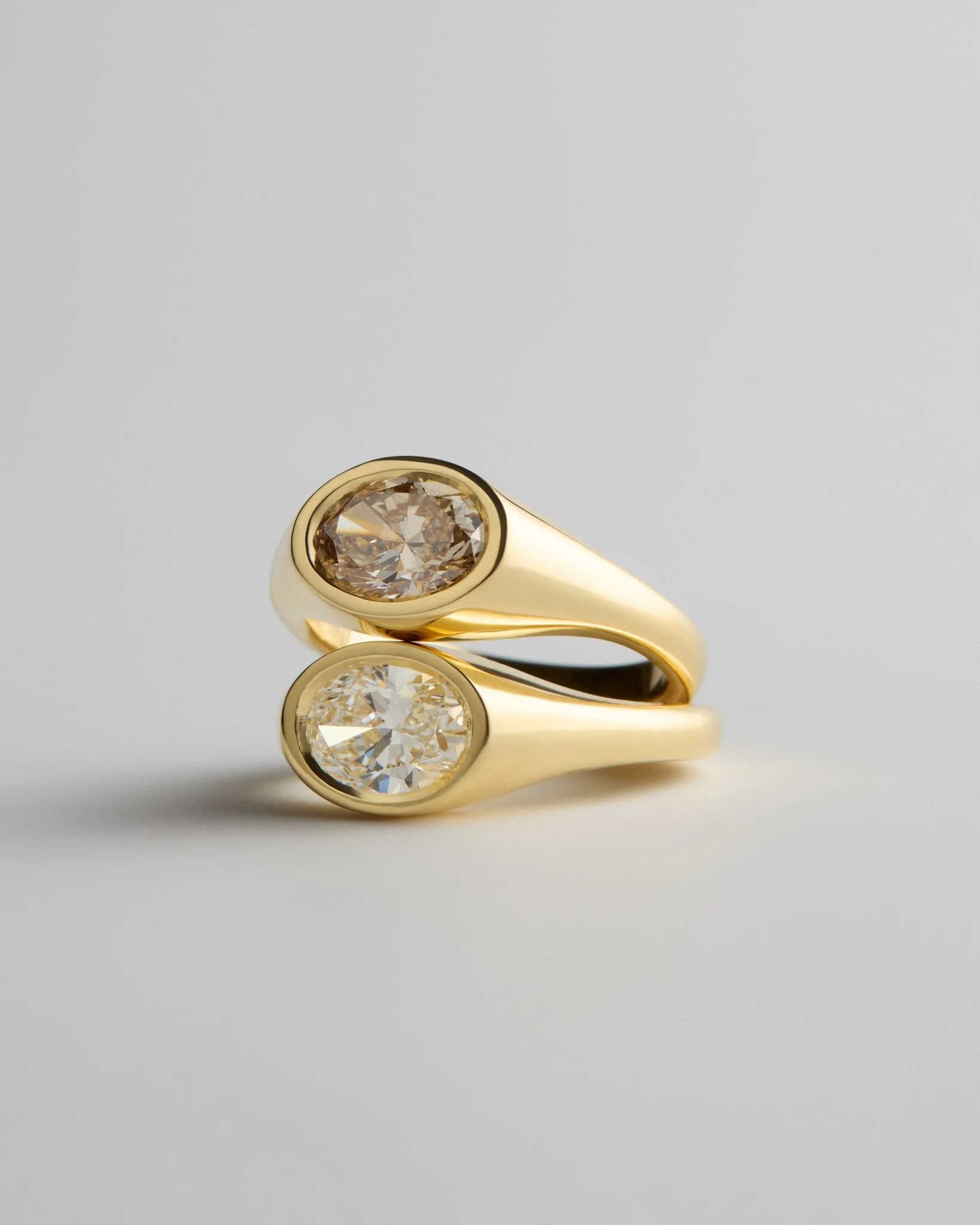 IGNIS OVAL COGNAC_IGNIS OVAL DIAMOND.jpg