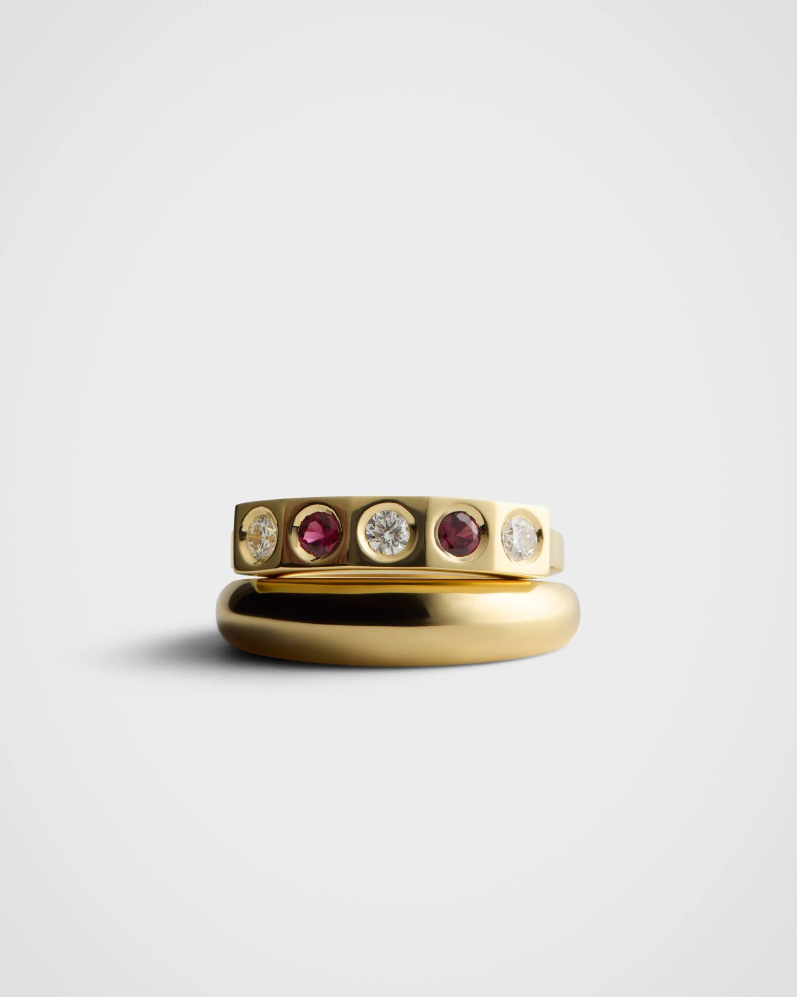 GEORGIA ROUND RUBY DIA_CONVEX RING.jpg