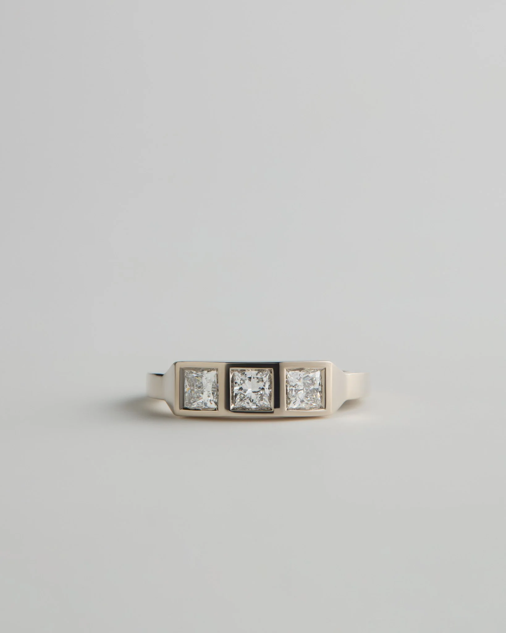 LAURA RING - PRINCESS CUT