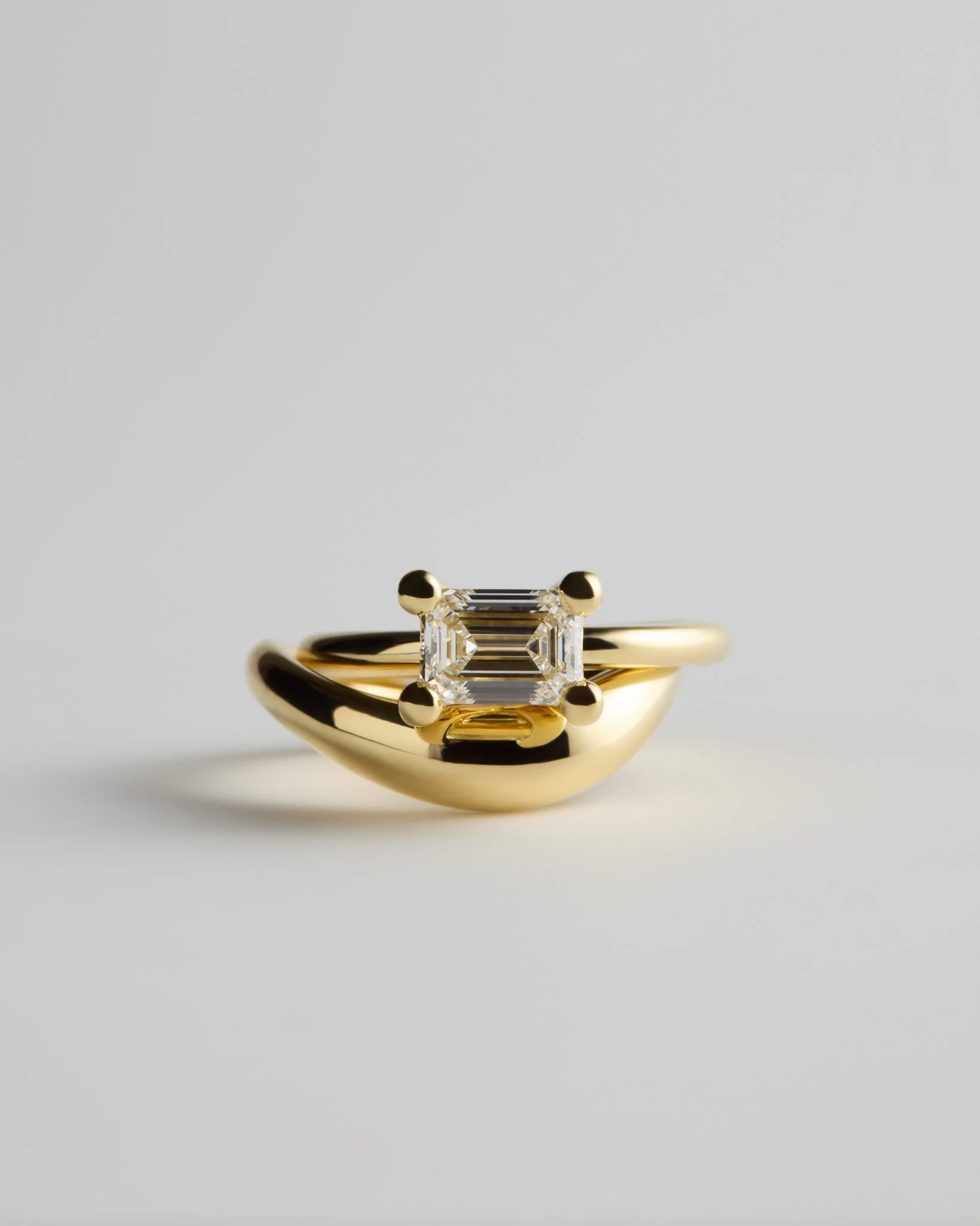 MITIS EMERALD_DROP RING.jpg